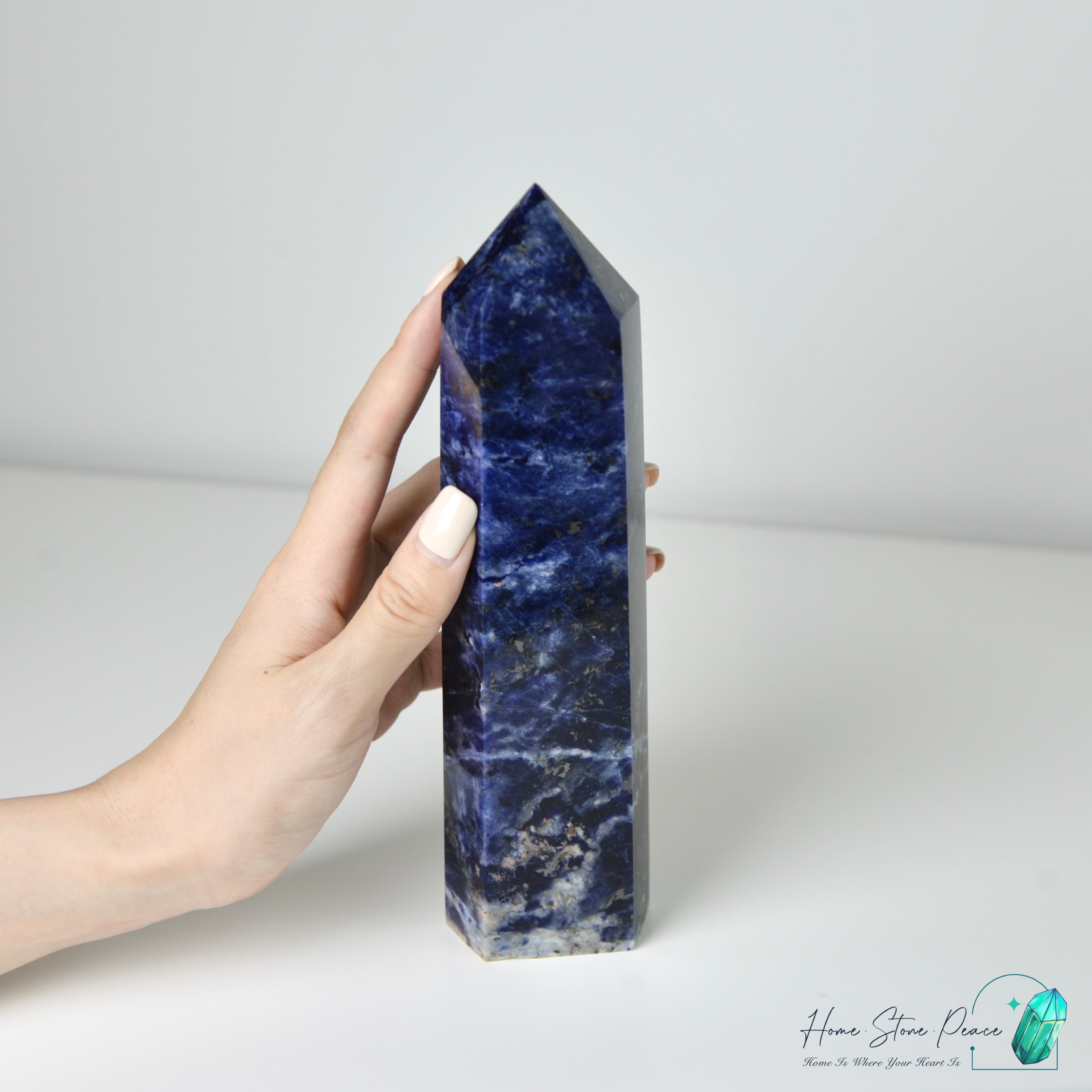 藍紋石柱(大)Large Sodalite Tower