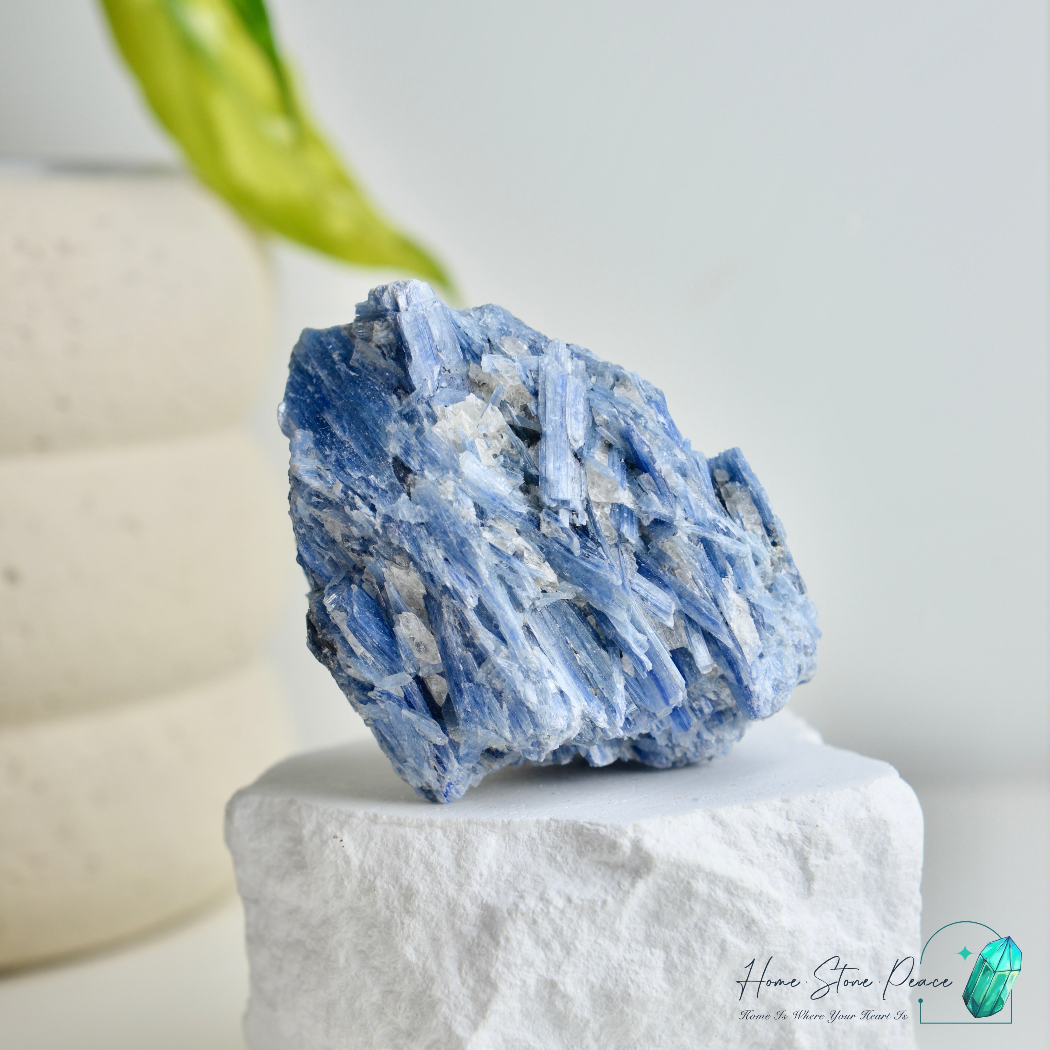藍晶石原石塊 Blue Kyanite Cluster
