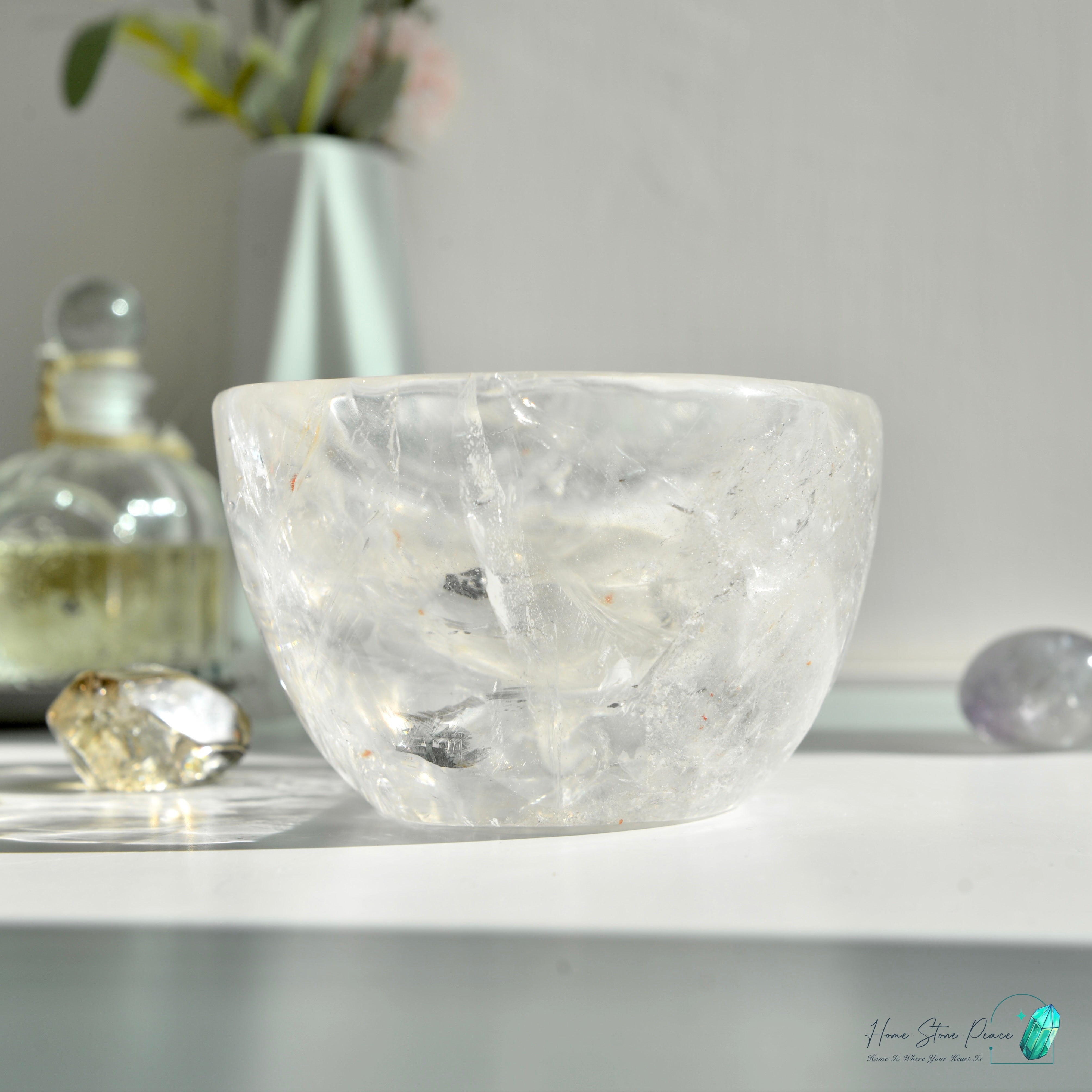 彩虹白水晶碗(較大) Clear Quartz Bowl with Rainbows (Large)