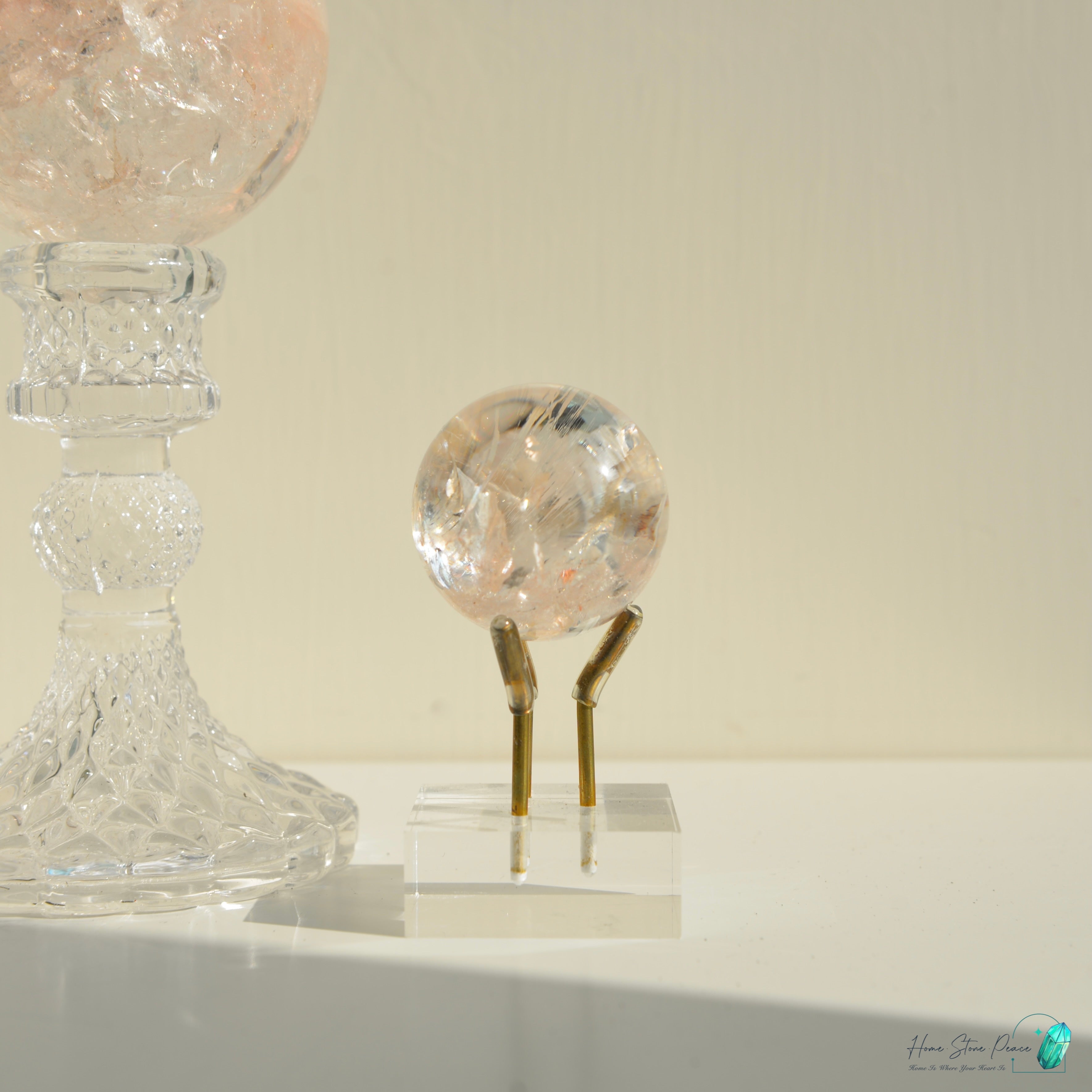精品粉紅膠花白雲母共生水晶球 Premium Pink Hematoid with White Mica Sphere