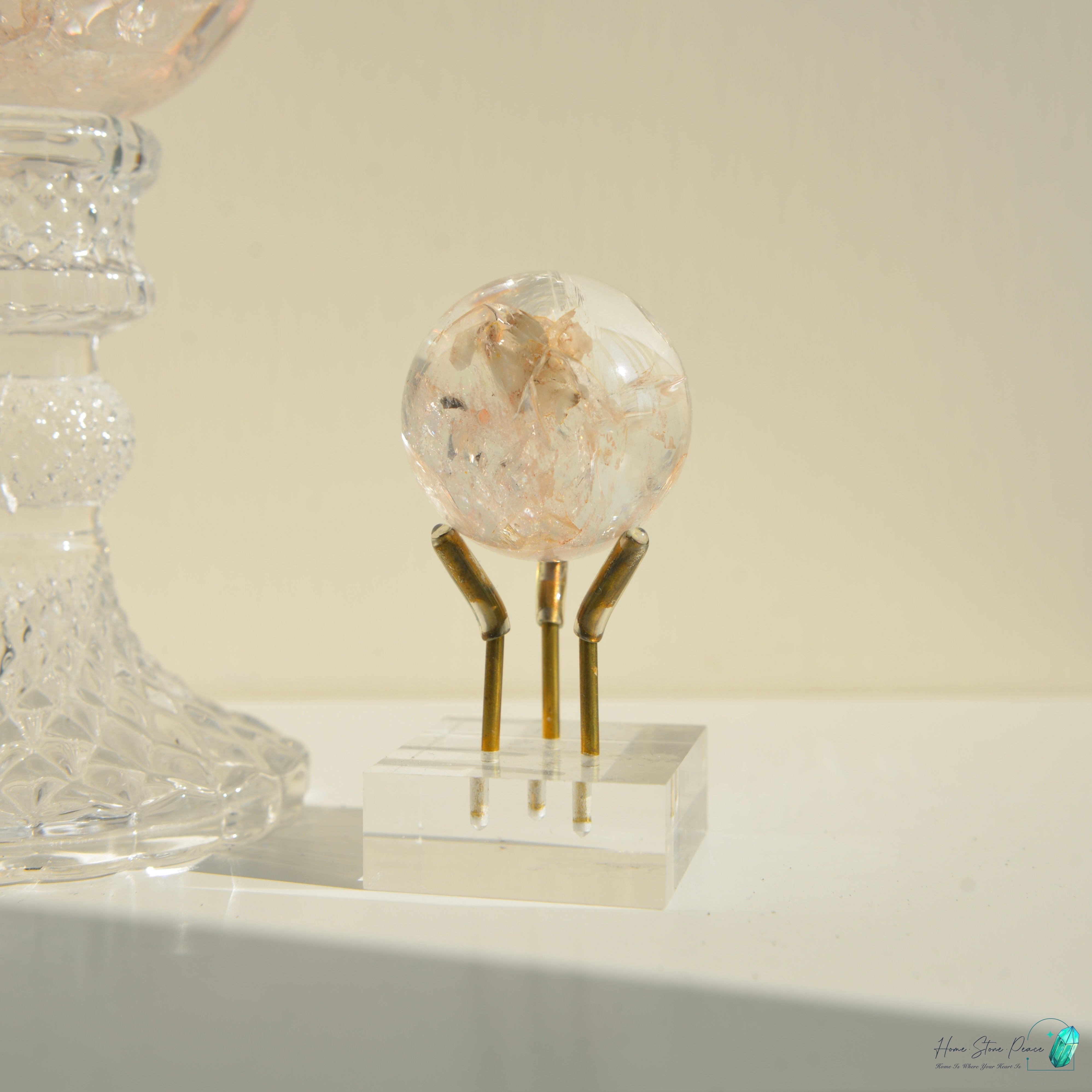 精品粉紅膠花白雲母共生水晶球 Premium Pink Hematoid with White Mica Sphere