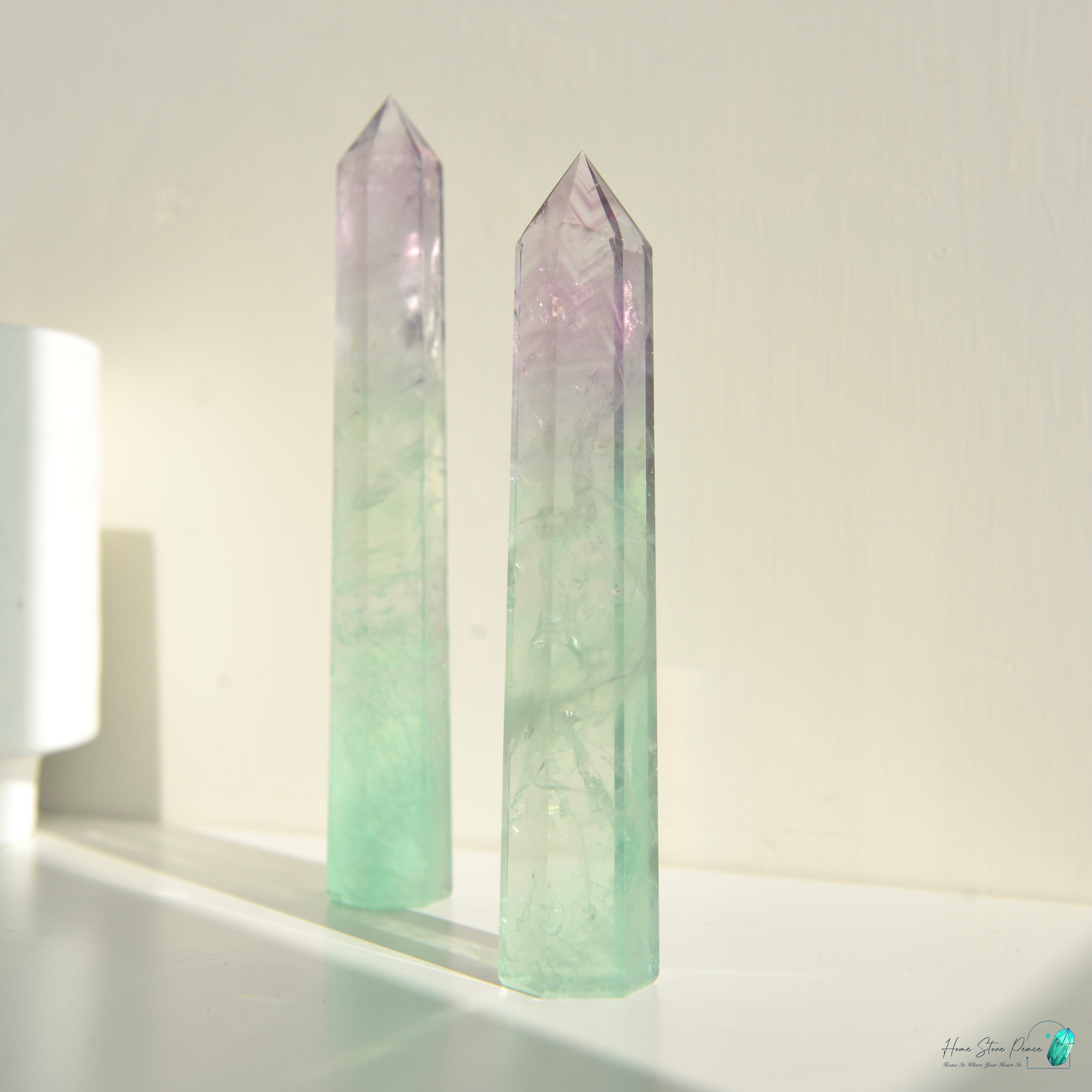 半透明螢石柱 Fluorite Tower