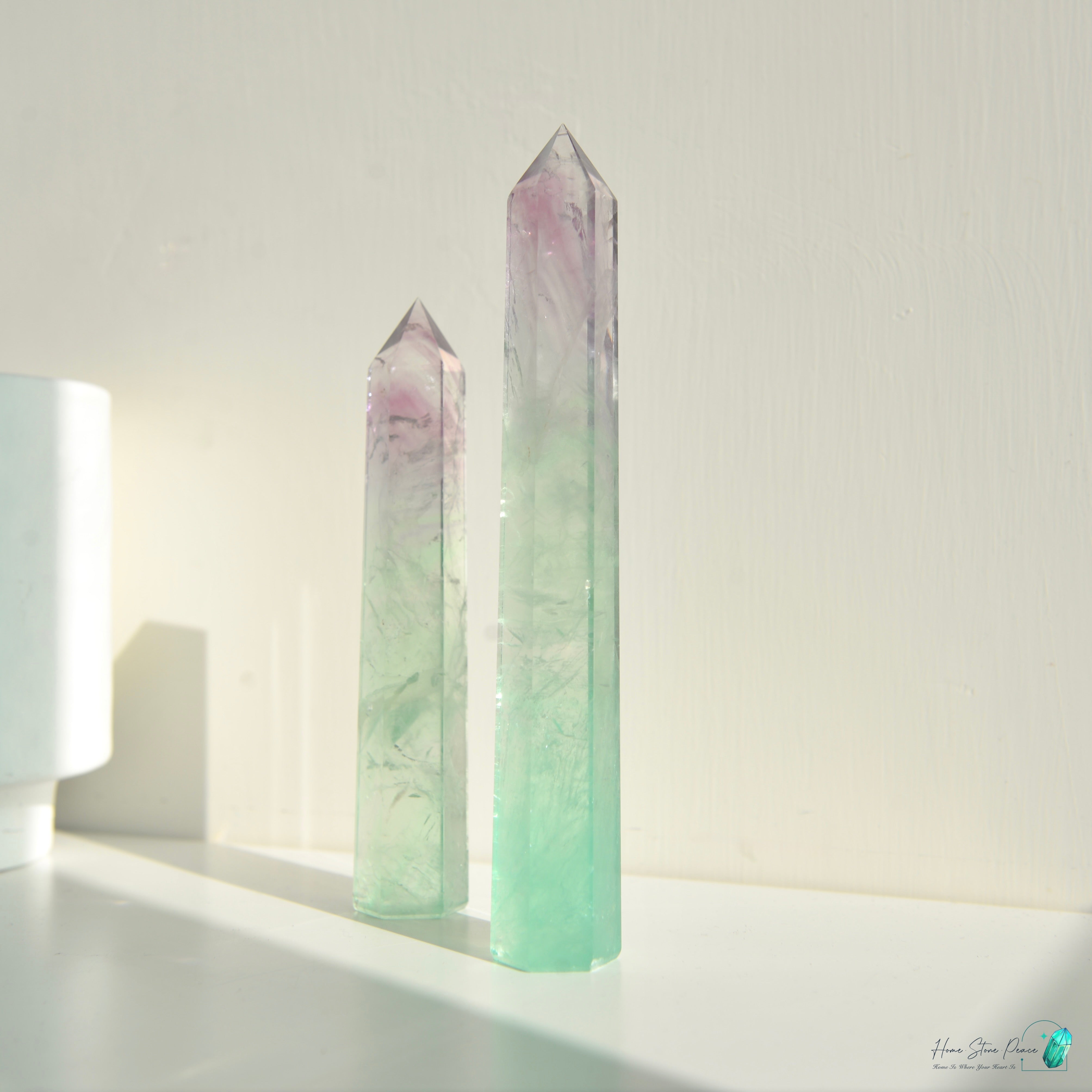 半透明螢石柱 Fluorite Tower