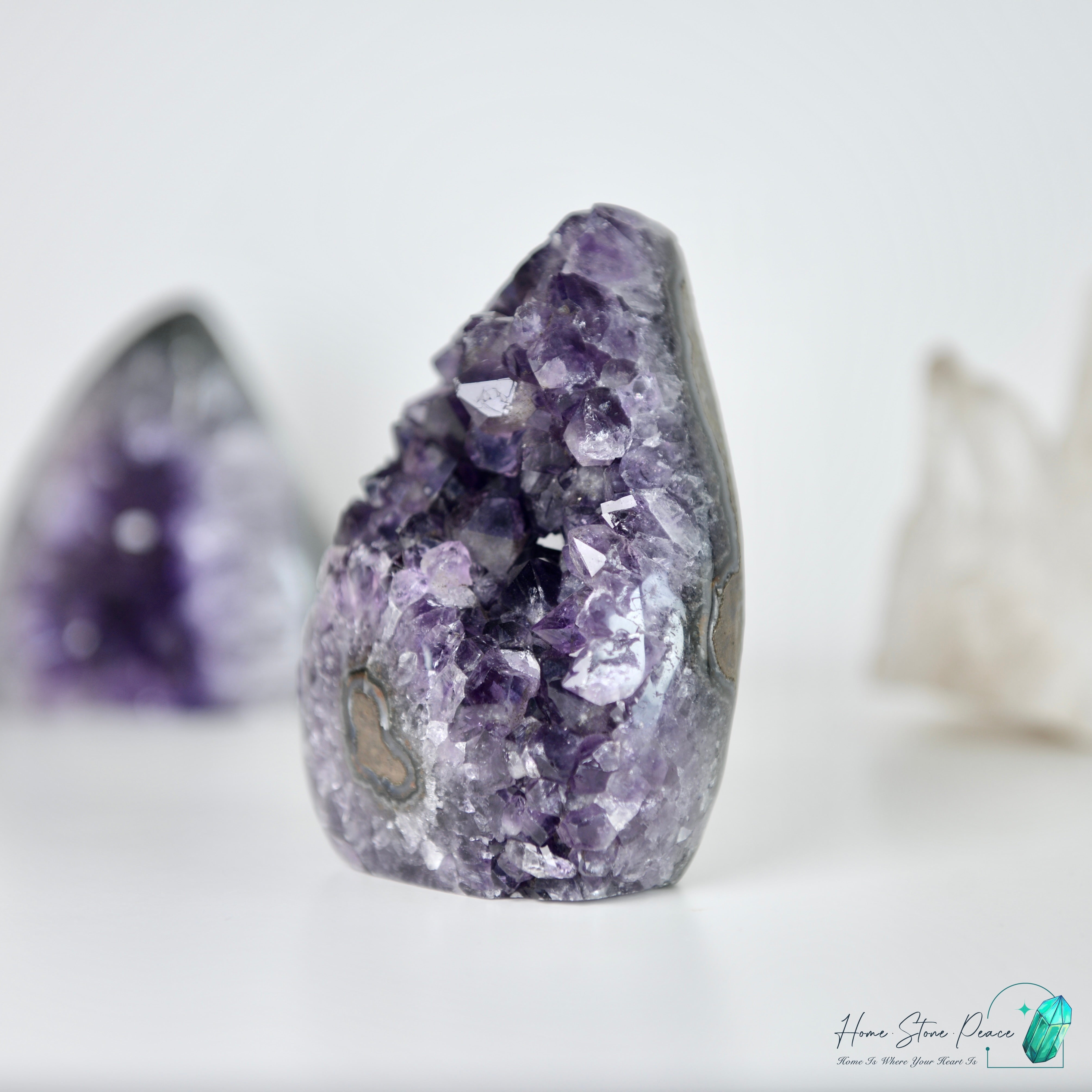 紫水晶火焰(含財眼)Amethyst Flame with Stalactite Eye