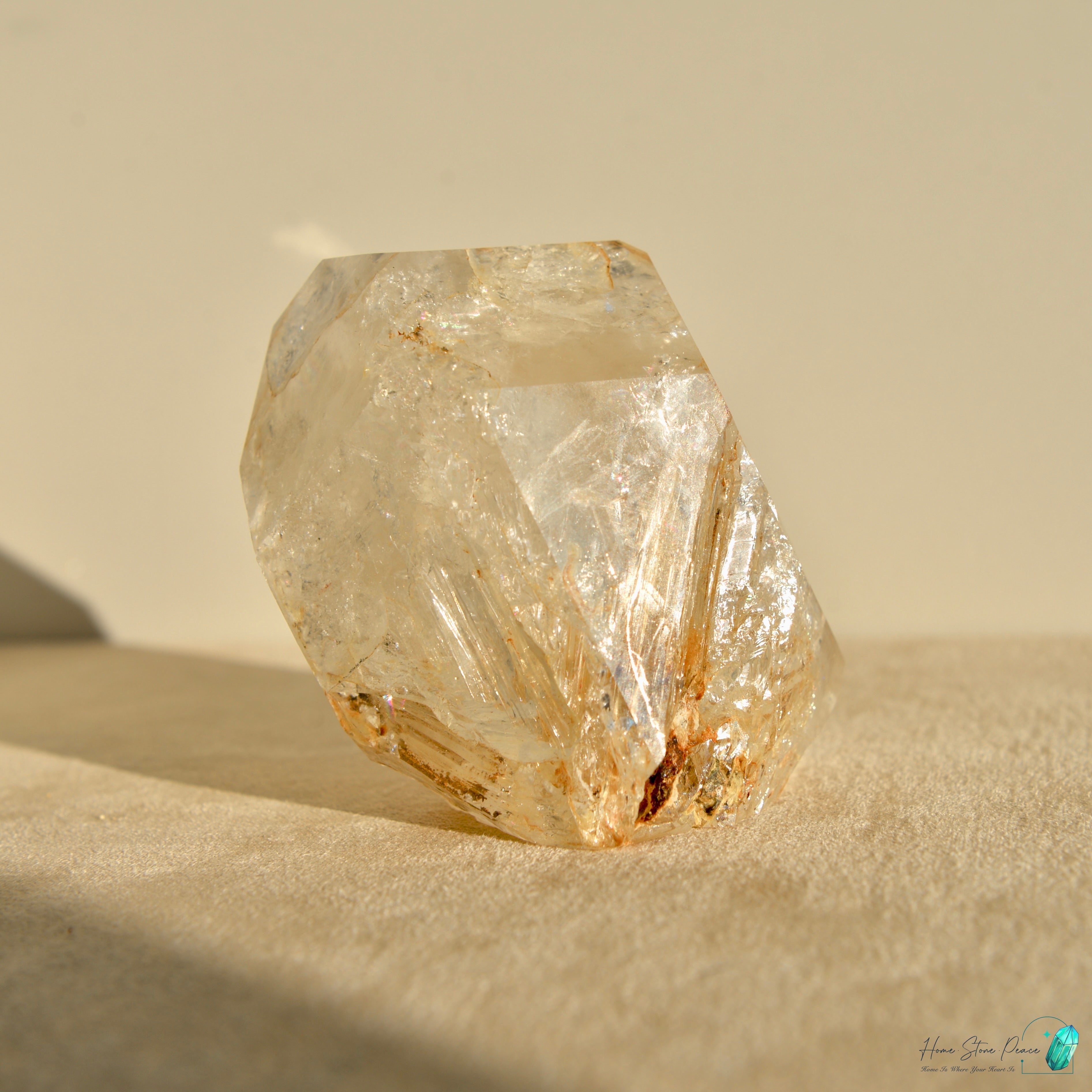 美國紐約黄金療癒者骸骨赫基蒙鑽石(較大) New York Skeletal Herkimer Diamond with Golden Healer (Palm-Sized)