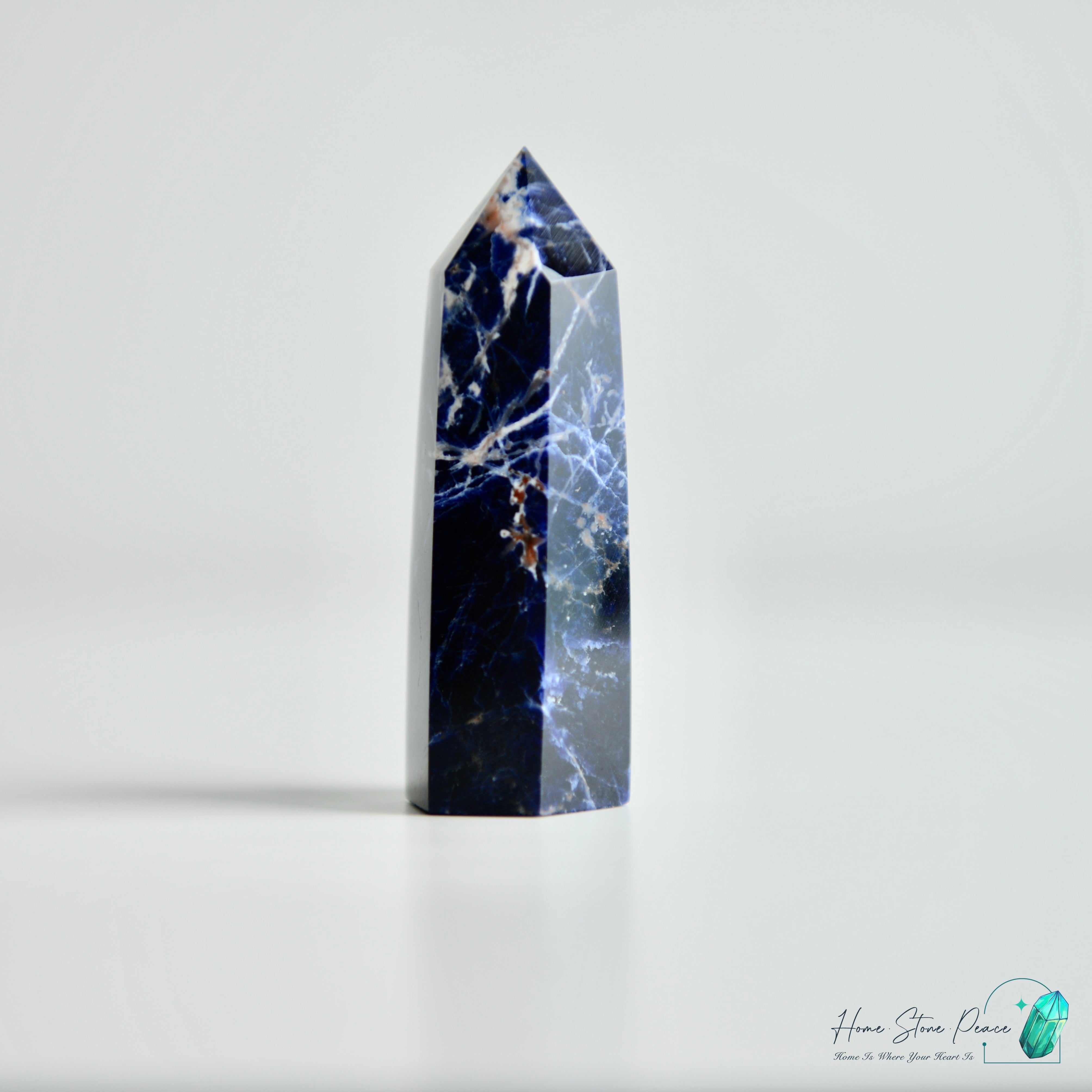 藍紋石柱 Sodalite Point