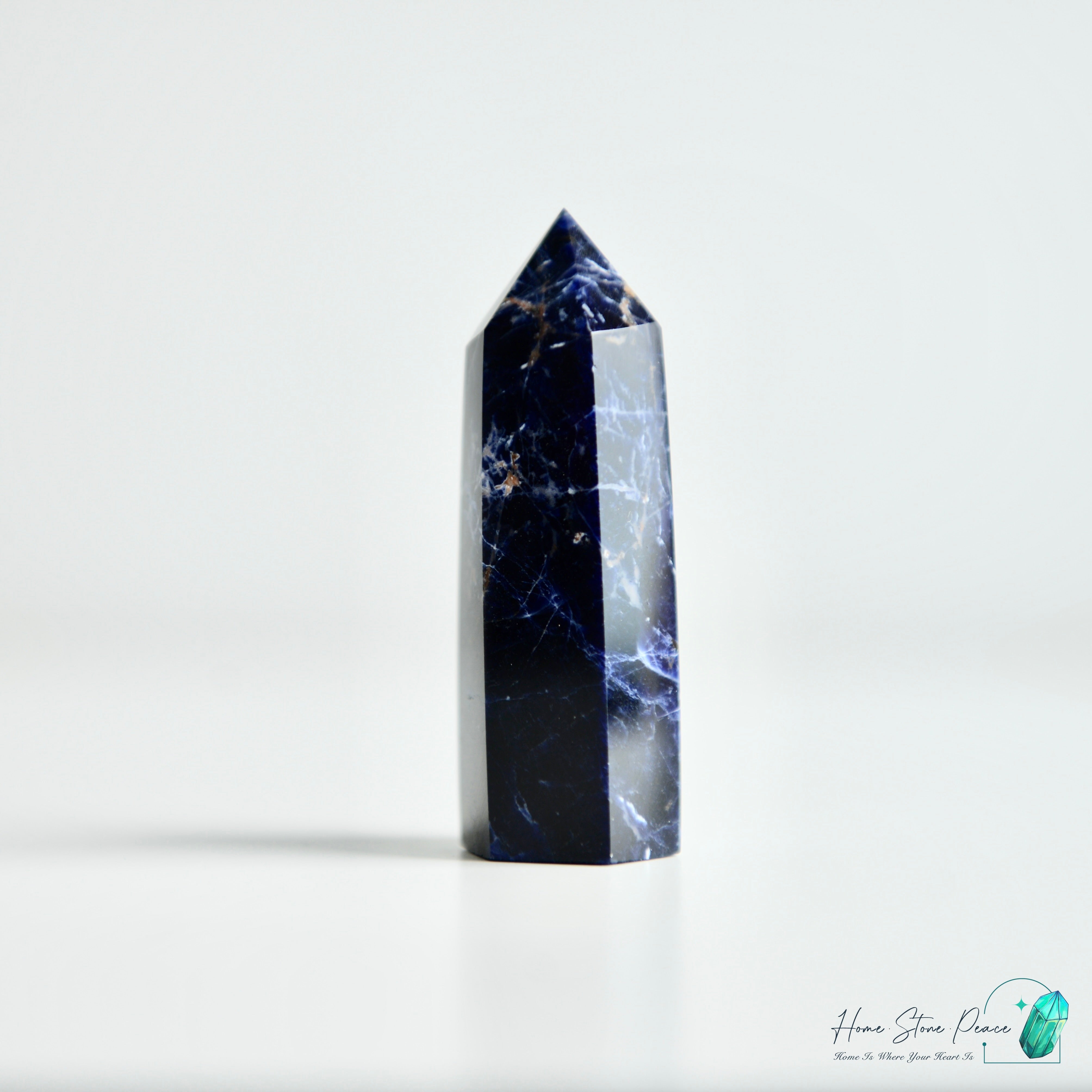 藍紋石柱 Sodalite Point