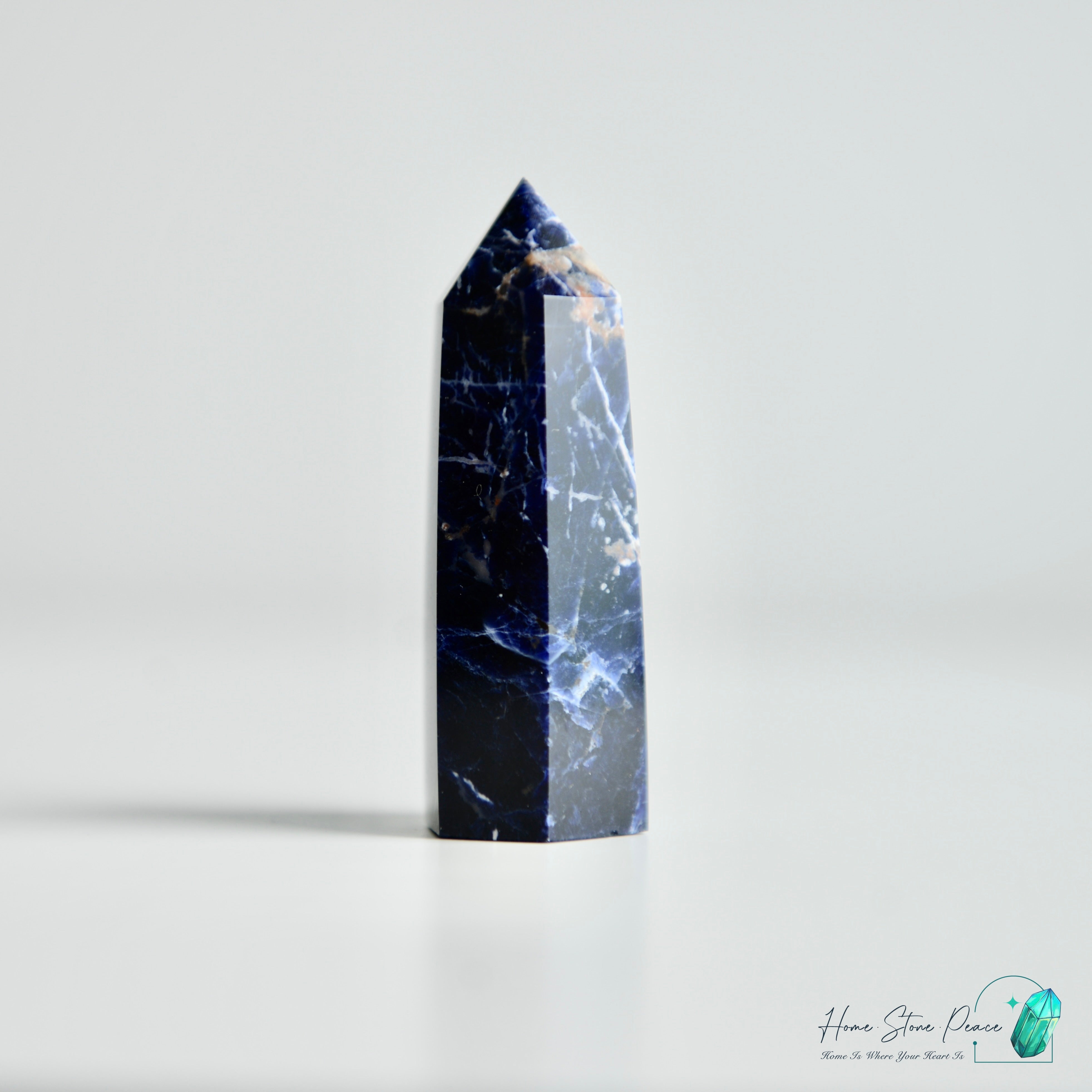 藍紋石柱 Sodalite Point