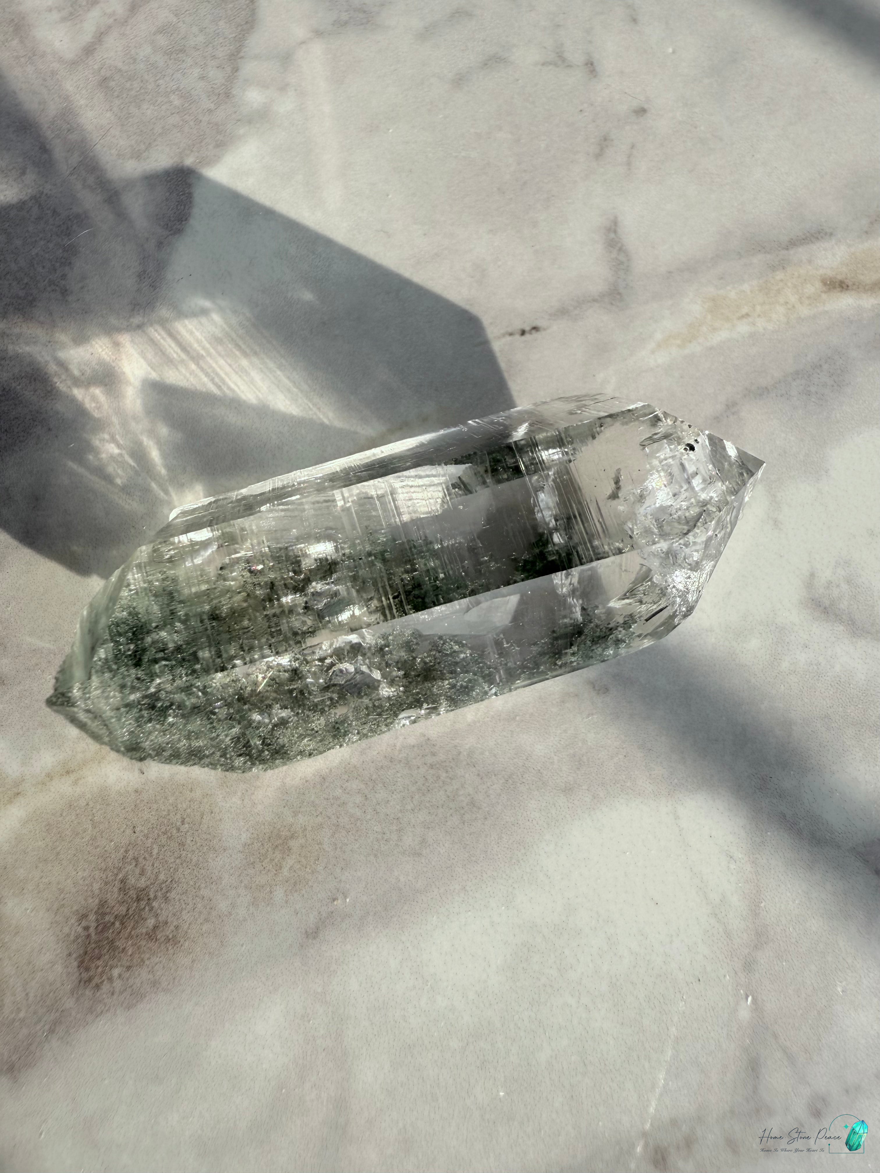精品喜馬拉雅山綠泥共生水晶 Premium Himalayan Quartz with Green Chlorite