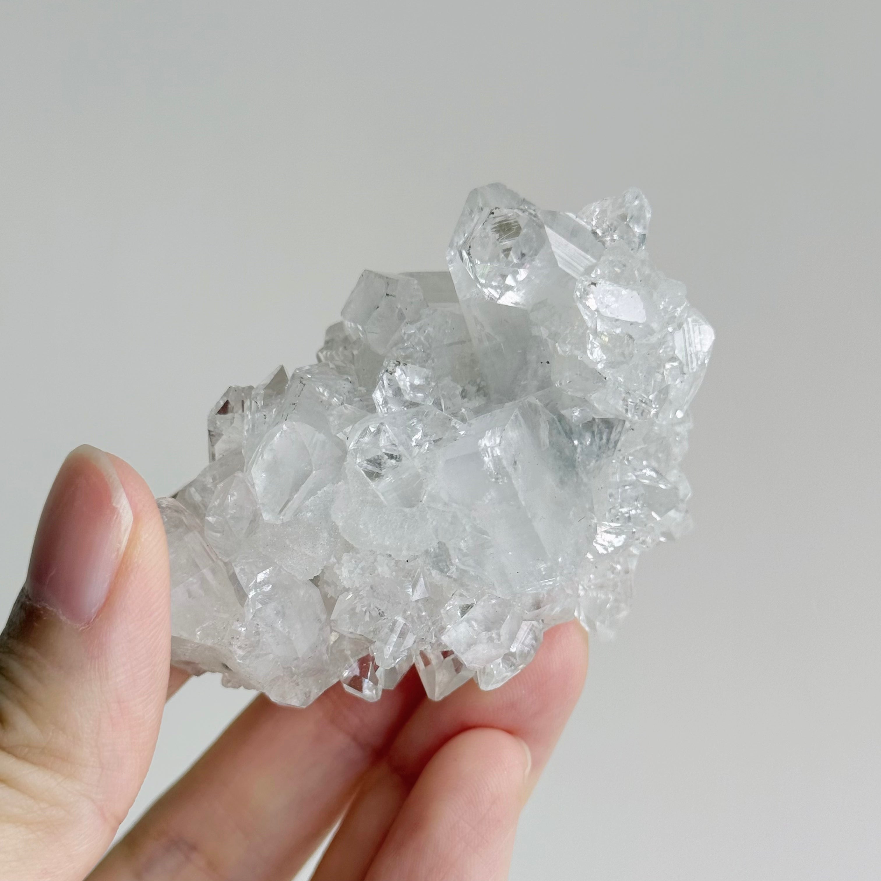 鑽石魚眼石 Diamond Apophyllite Cluster