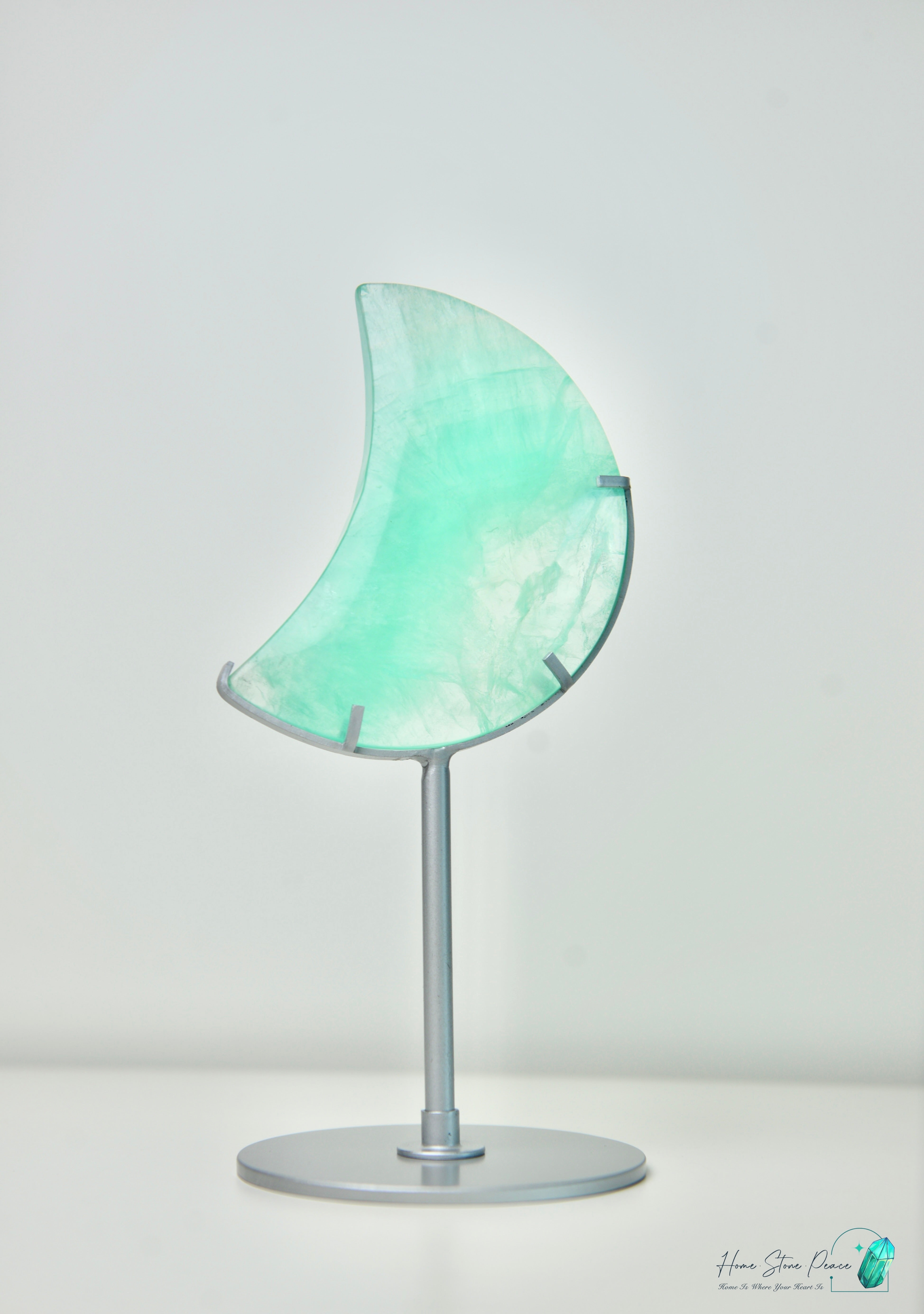 綠螢石月亮連座 Green Fluorite Moon with Stand