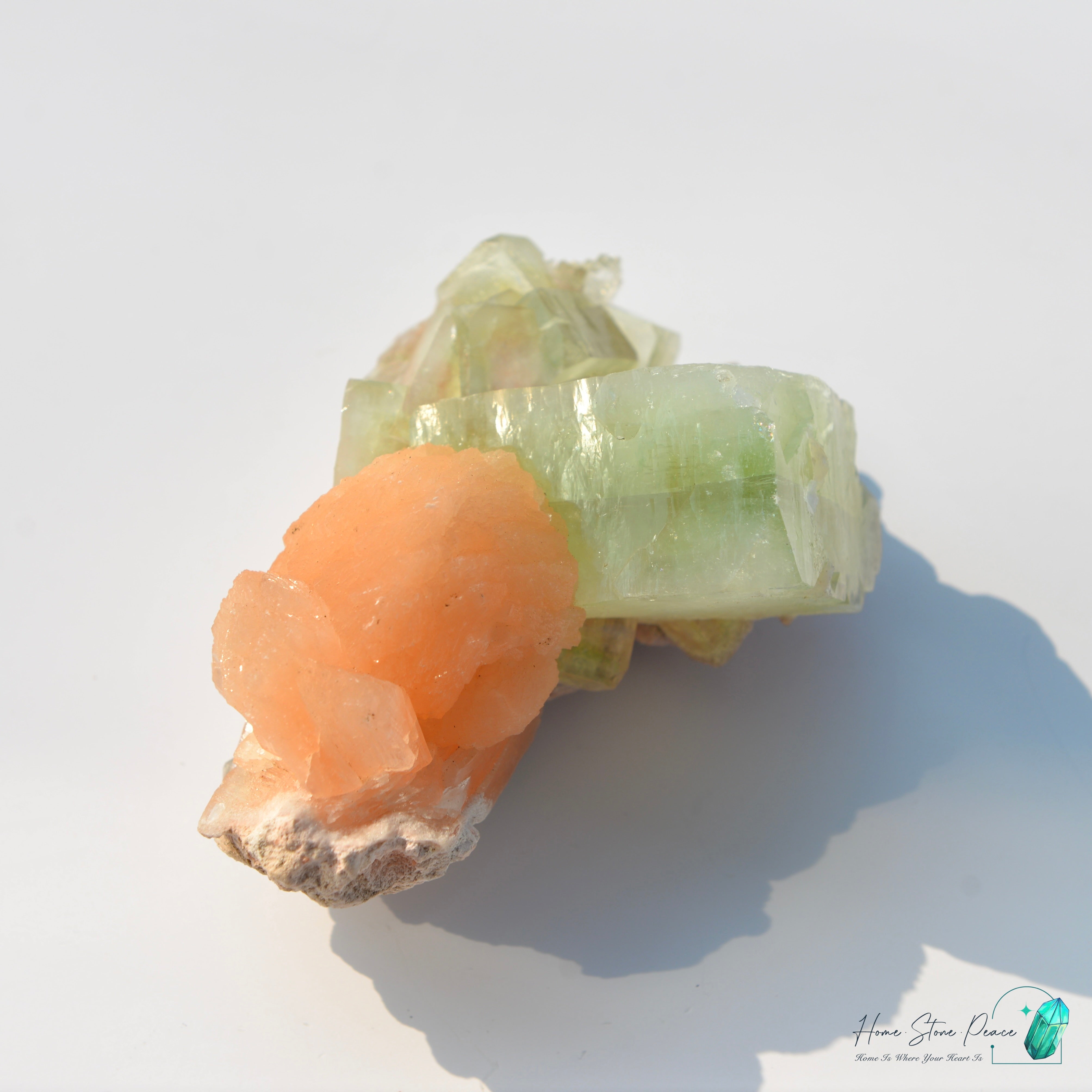 Green Apophyllite with Peach Stilbite Cluster 印度大顆綠魚眼石橙輝沸石共生原石