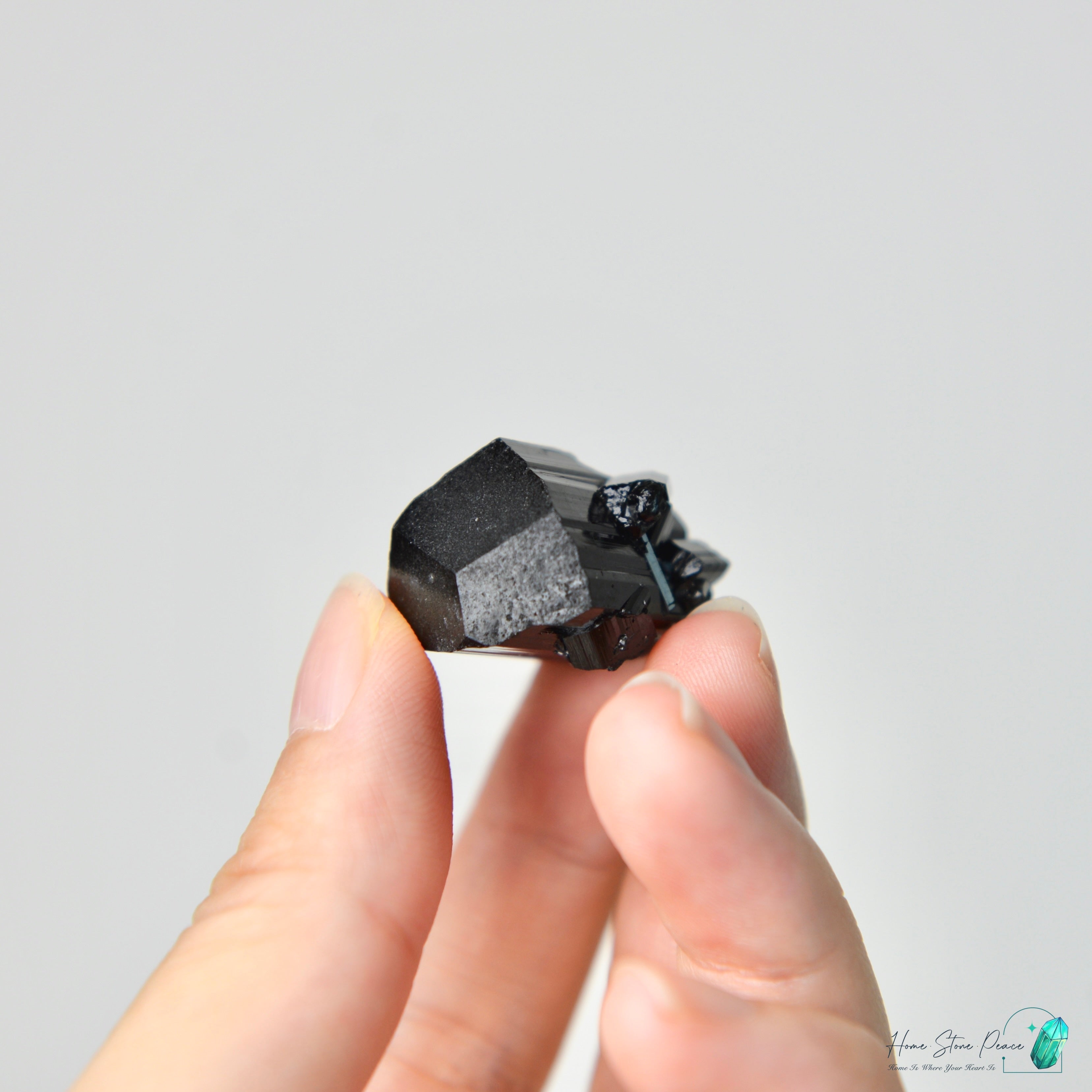 莫桑比克黑碧璽原石 Premium Mozambique Black Tourmaline