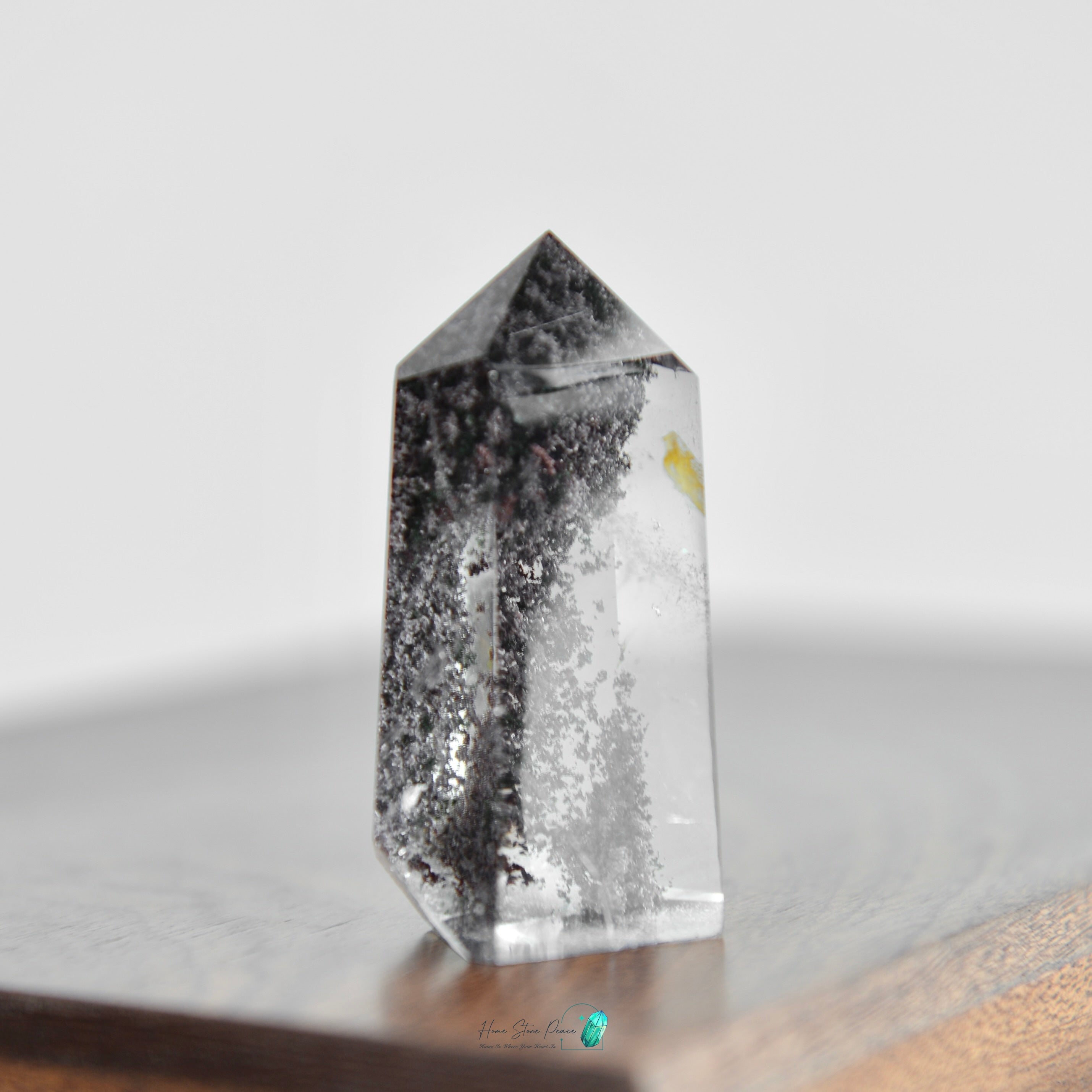 幽靈水晶小柱 Phantom Quartz Point