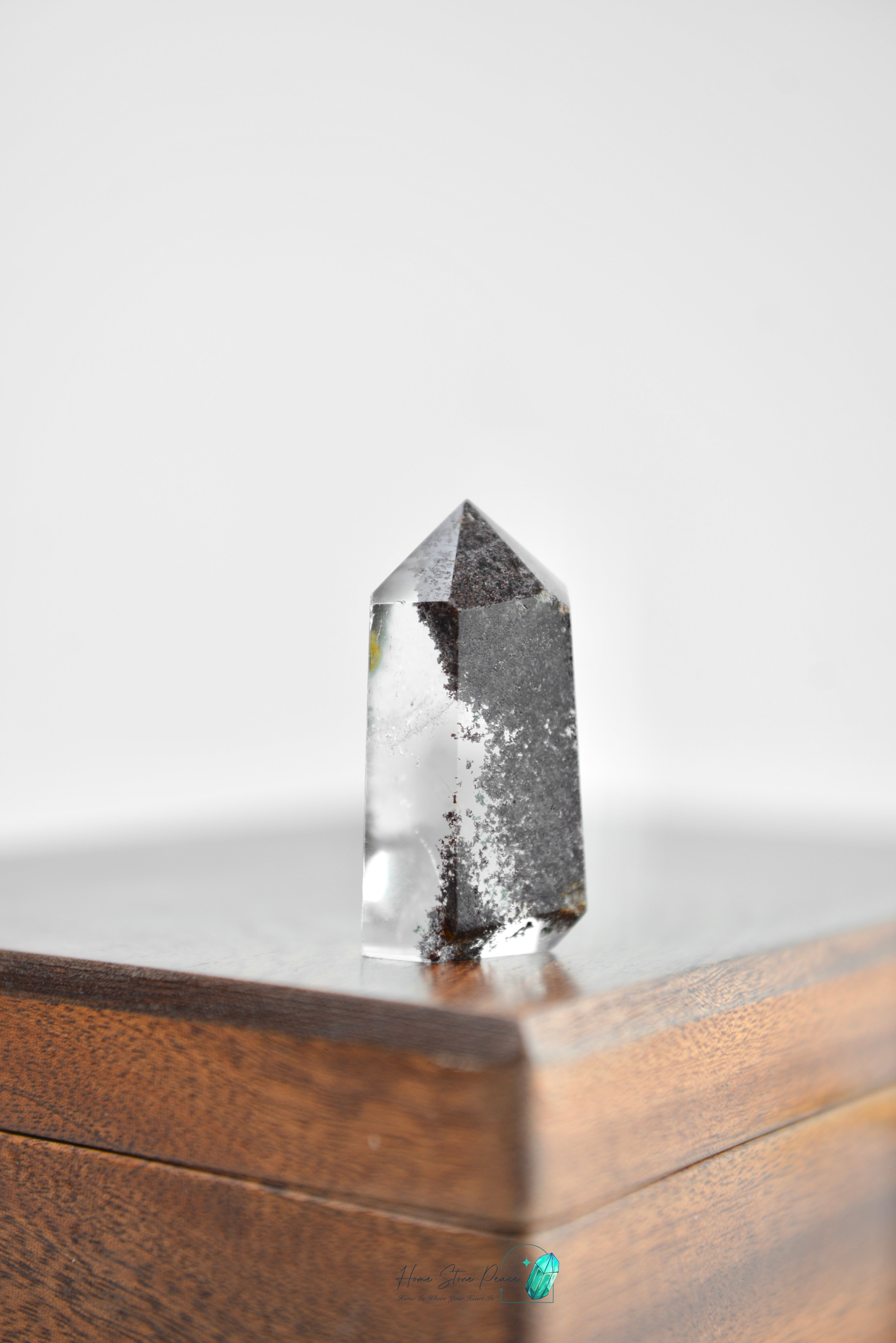 幽靈水晶小柱 Phantom Quartz Point