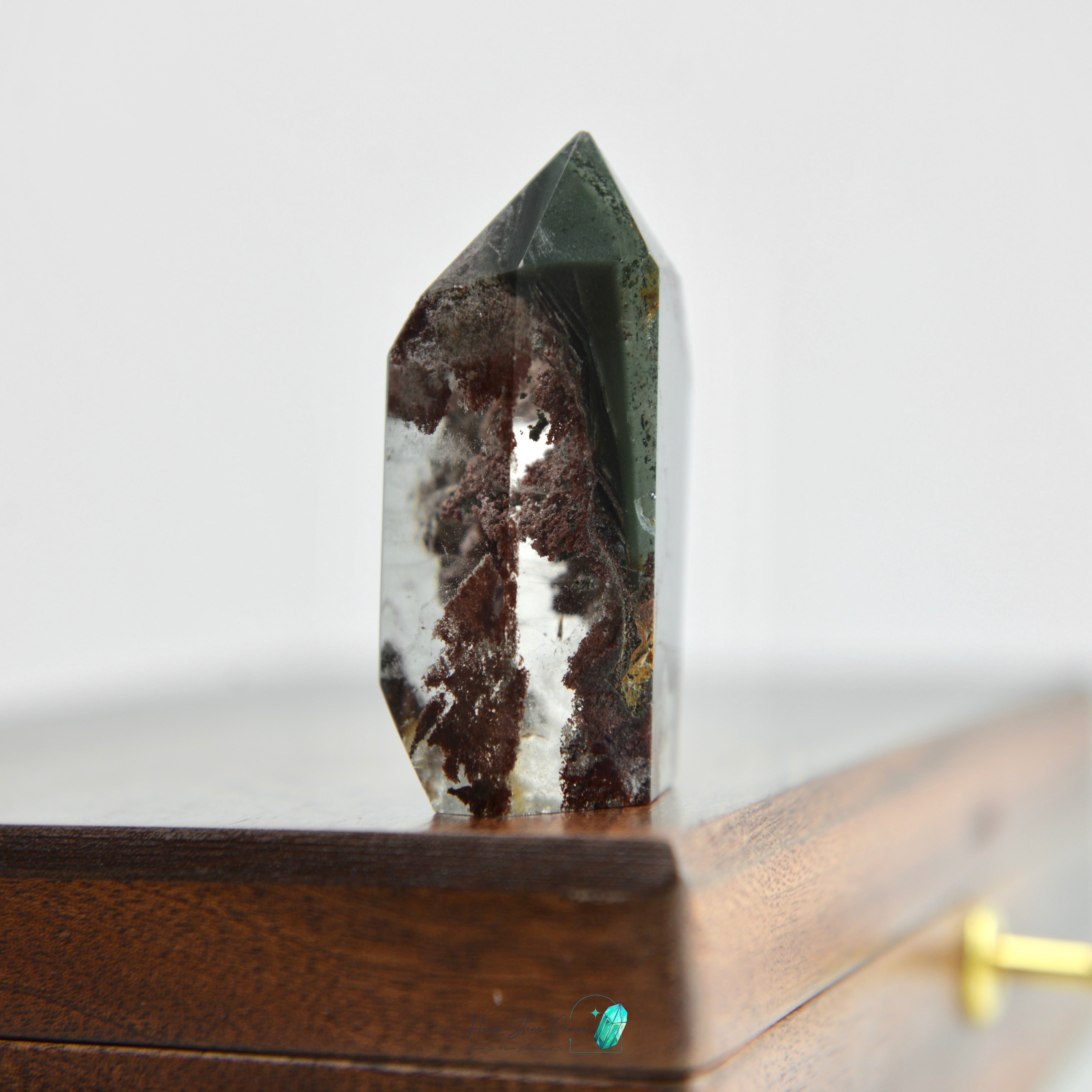 Red & Green Phantom Quartz Free Form 紅綠幽靈水晶隨形