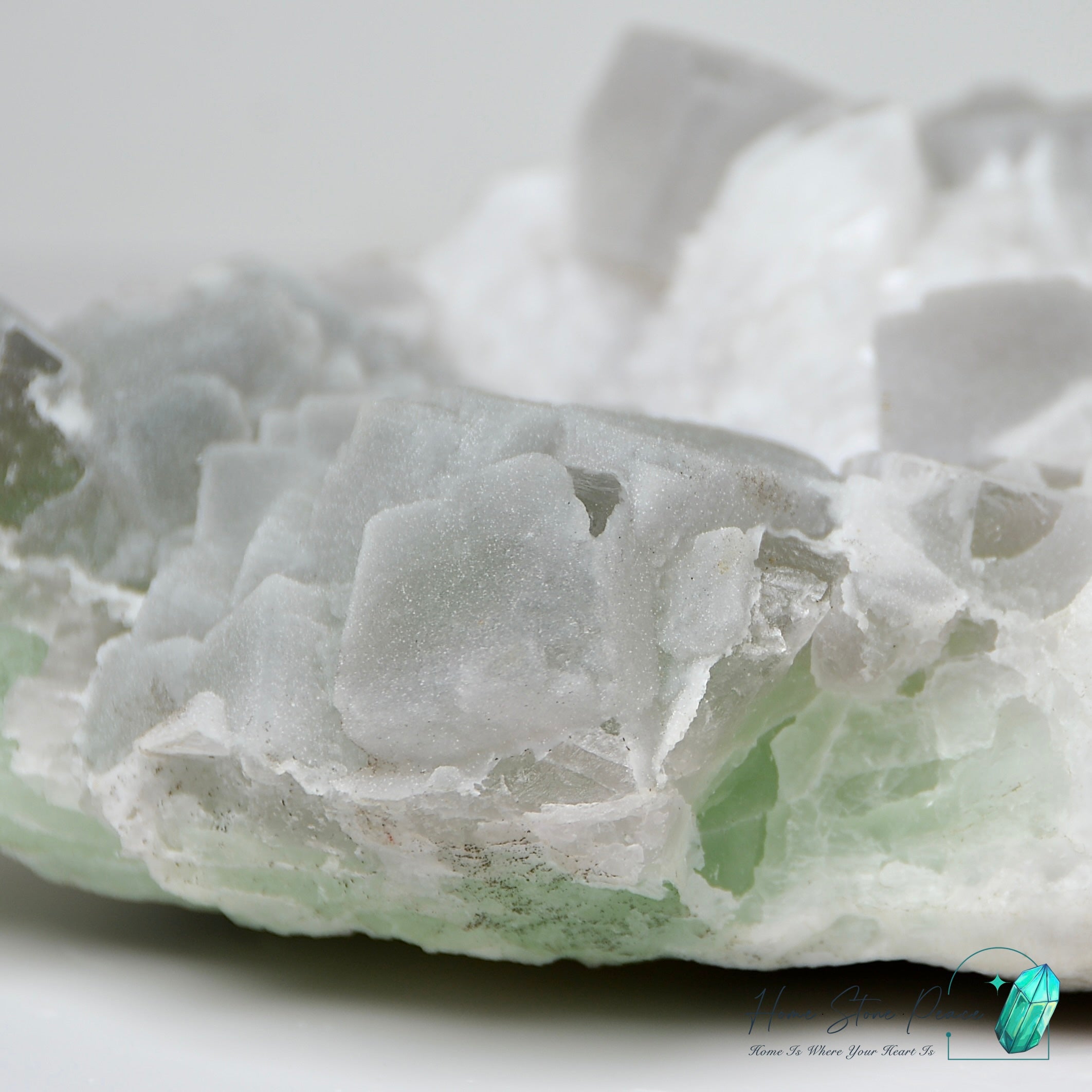 砂糖螢石原石 Sugar Coated Fluorite Cluster