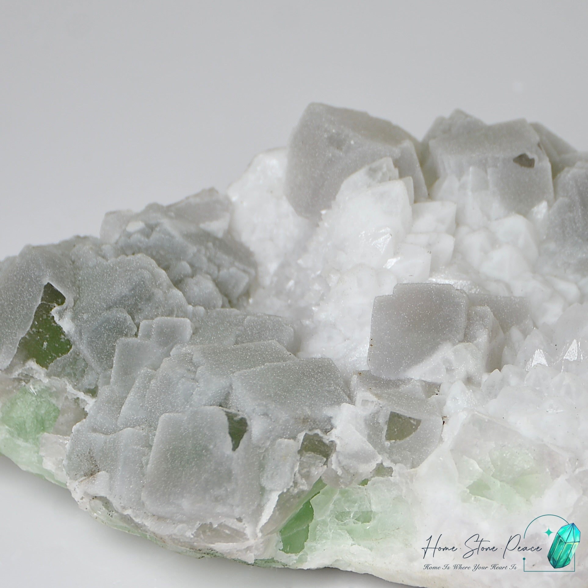 砂糖螢石原石 Sugar Coated Fluorite Cluster