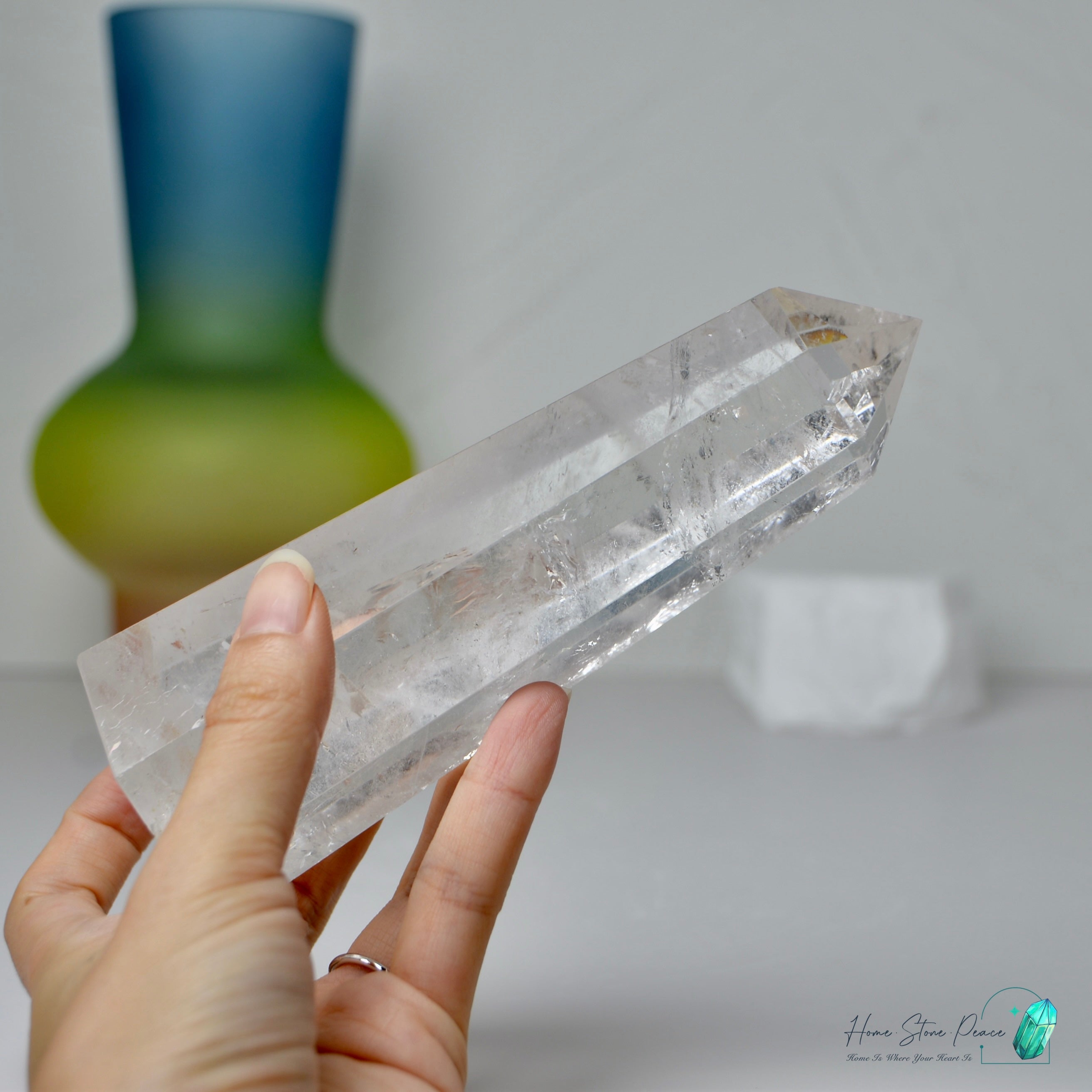 白水晶柱 Clear Quartz Tower