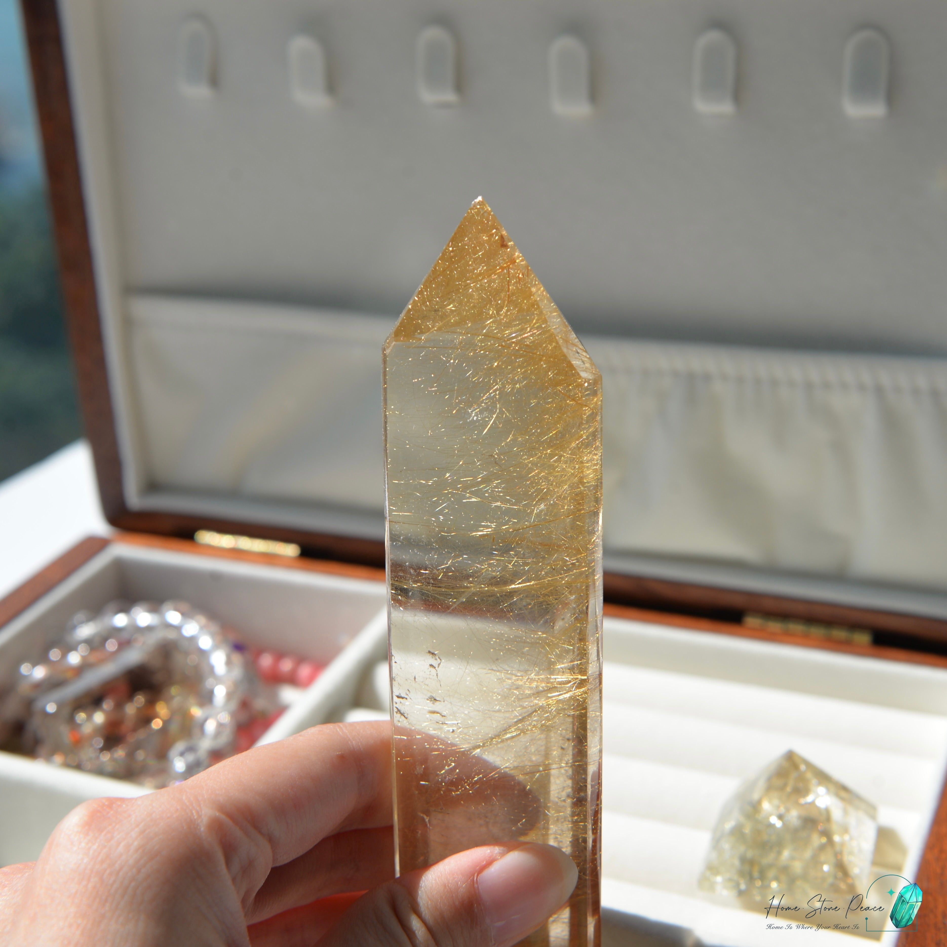 巴西金髮晶三角柱 Brazilian Gold Rutilated Triangular Tower