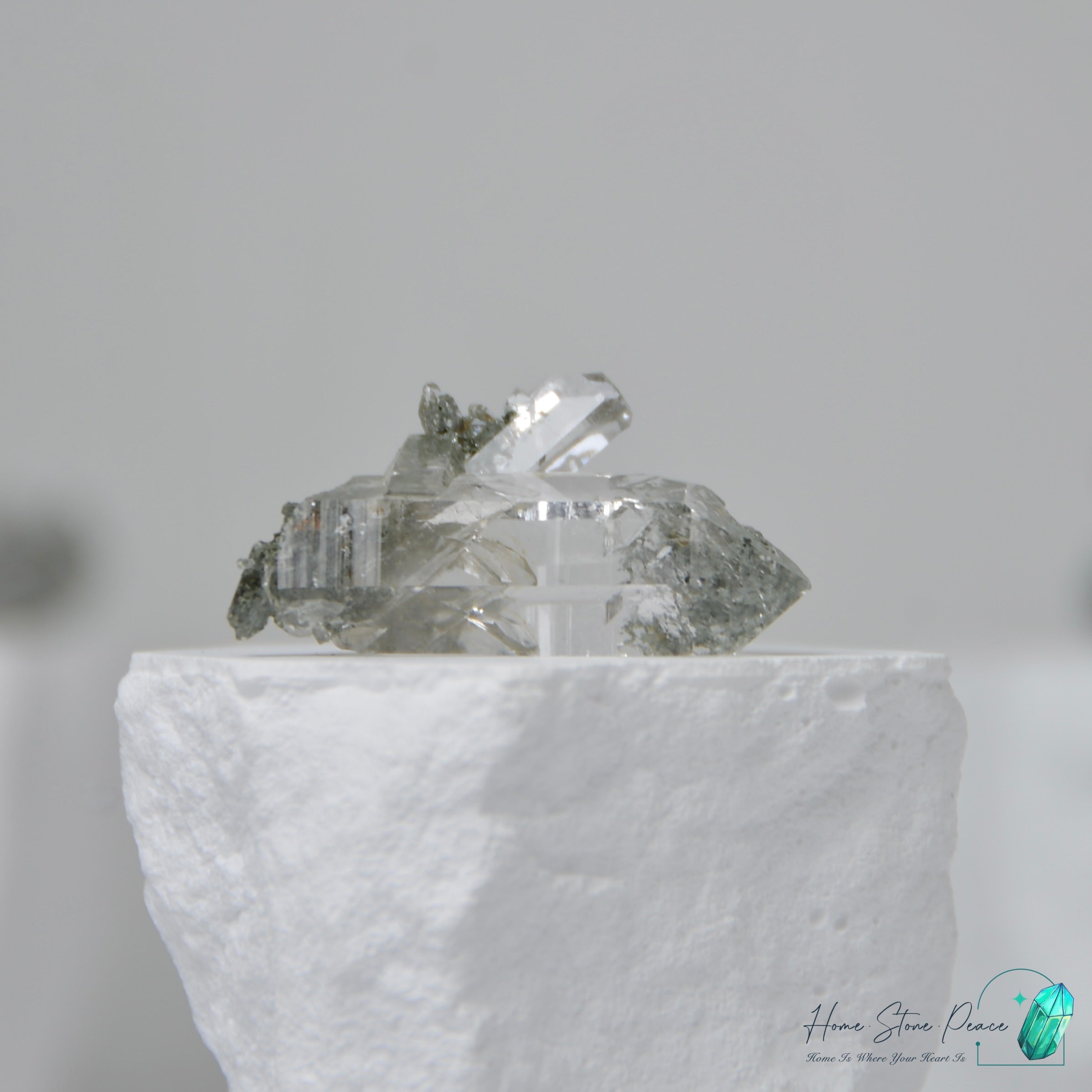 喜馬拉雅山綠幽靈共生水晶 Himalayan Quartz with Green Phantom (Chlorite)