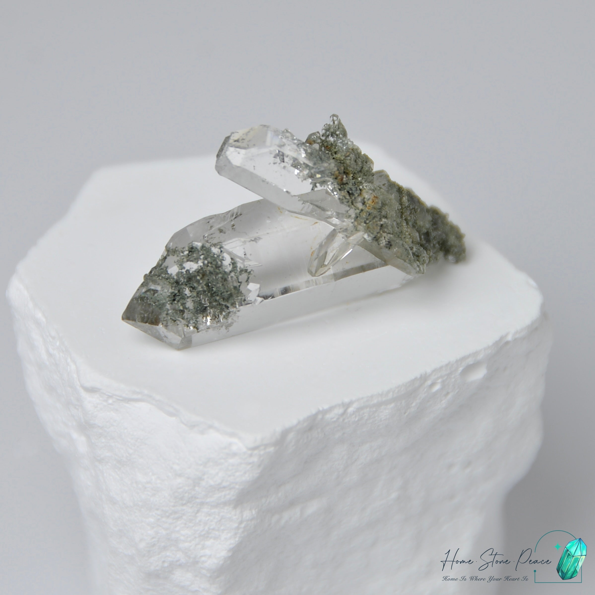 喜馬拉雅山綠幽靈共生水晶 Himalayan Quartz with Green Phantom (Chlorite)