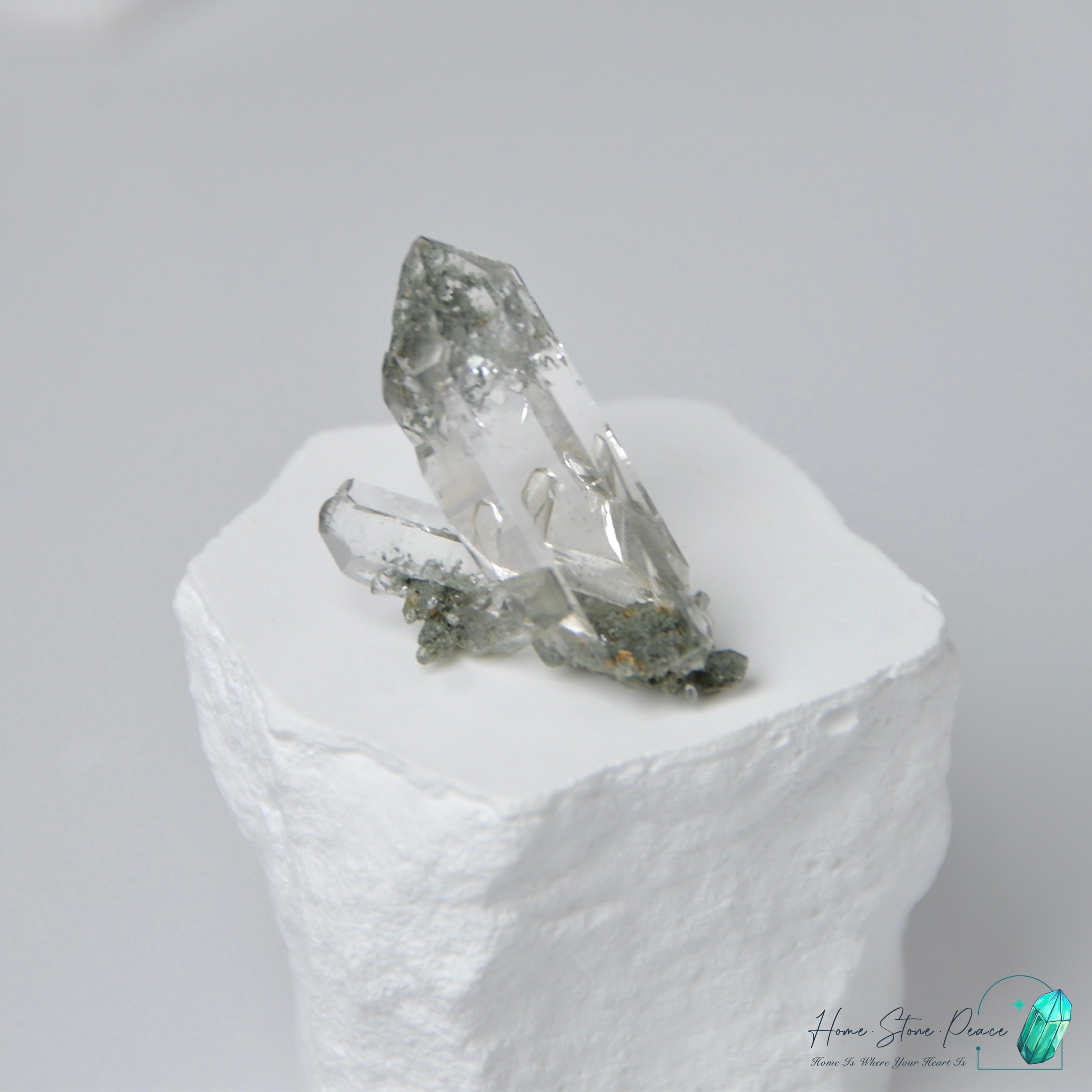 喜馬拉雅山綠幽靈共生水晶 Himalayan Quartz with Green Phantom (Chlorite)