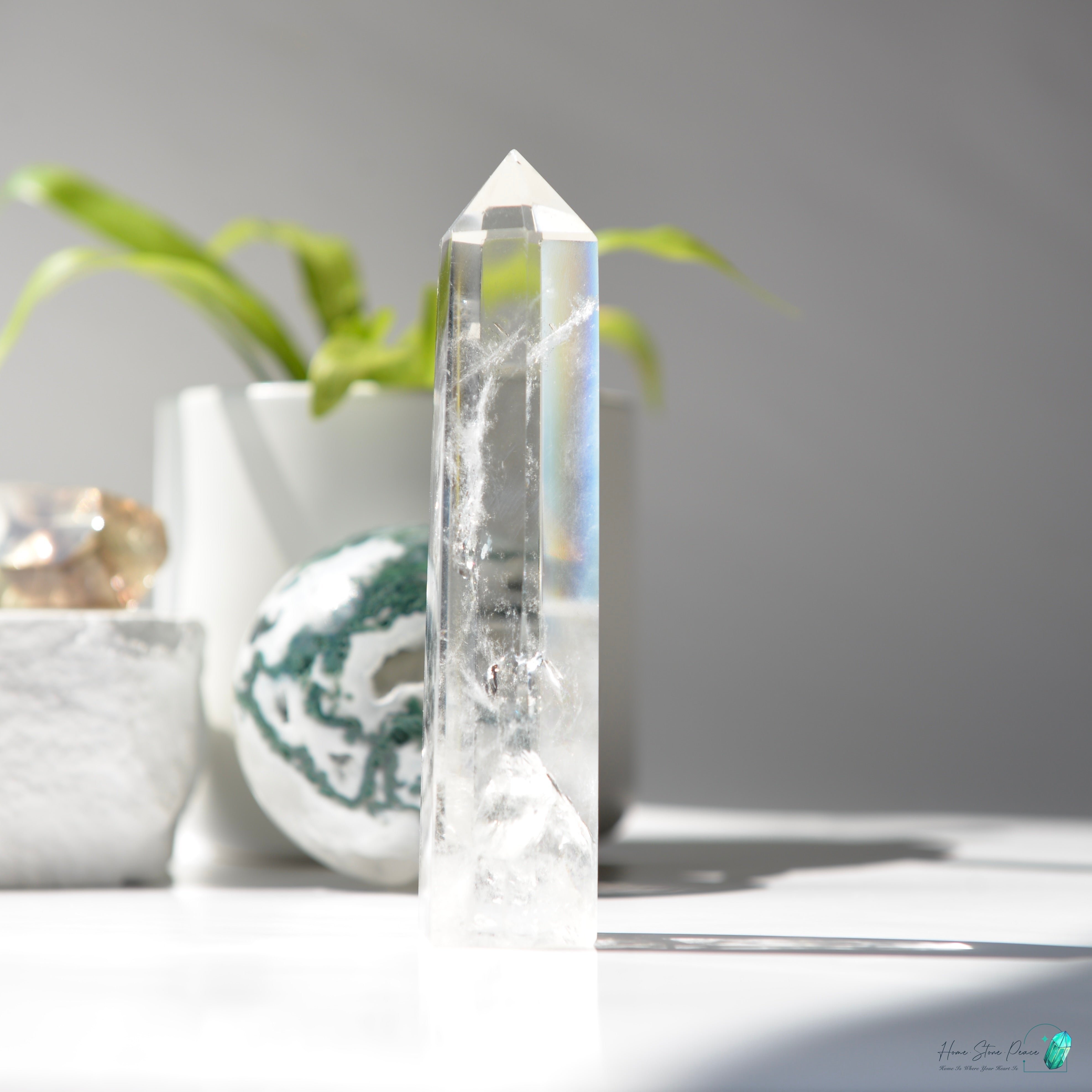 Clear Quartz Tower with Blue Smoke 白水晶藍煙柱