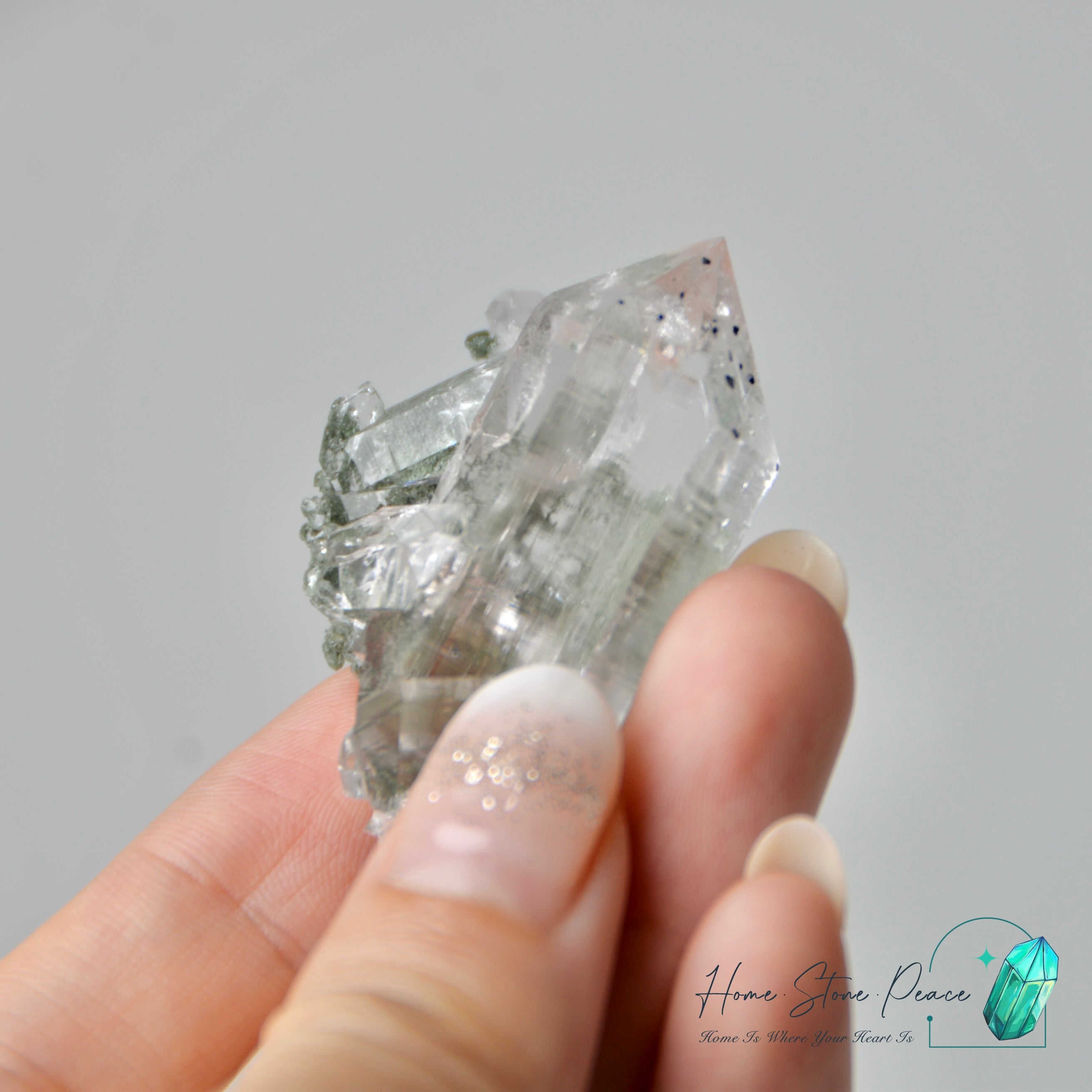 Himalayan Quartz with Green Phantom (Chlorite) 喜馬拉雅山綠幽靈共生水晶