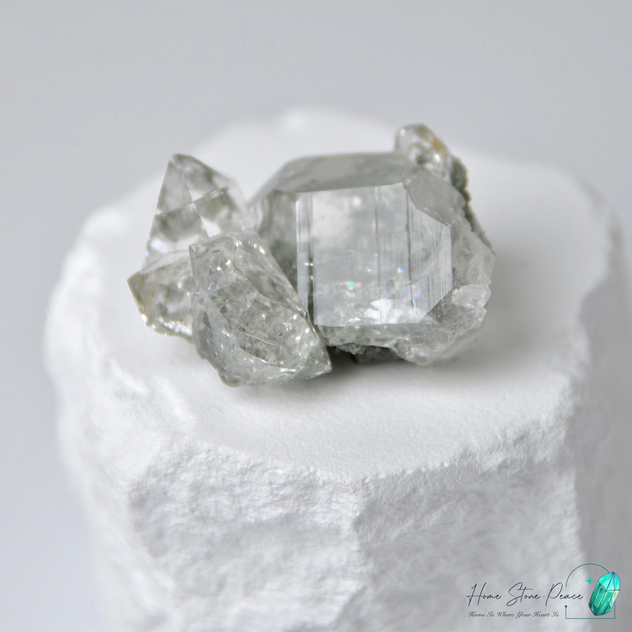 Himalayan Quartz with Green Phantom (Chlorite) 喜馬拉雅山綠幽靈共生水晶