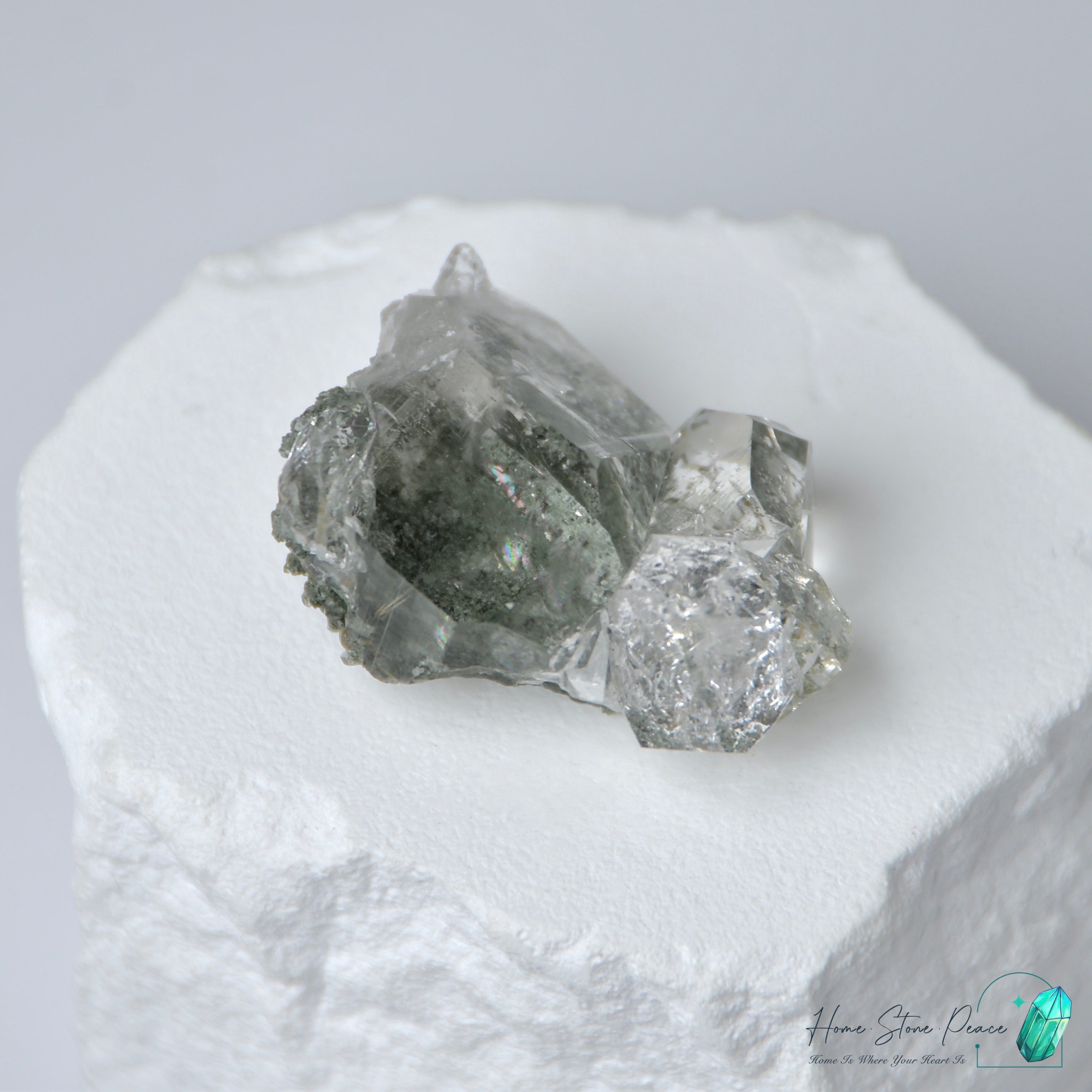 Himalayan Quartz with Green Phantom (Chlorite) 喜馬拉雅山綠幽靈共生水晶