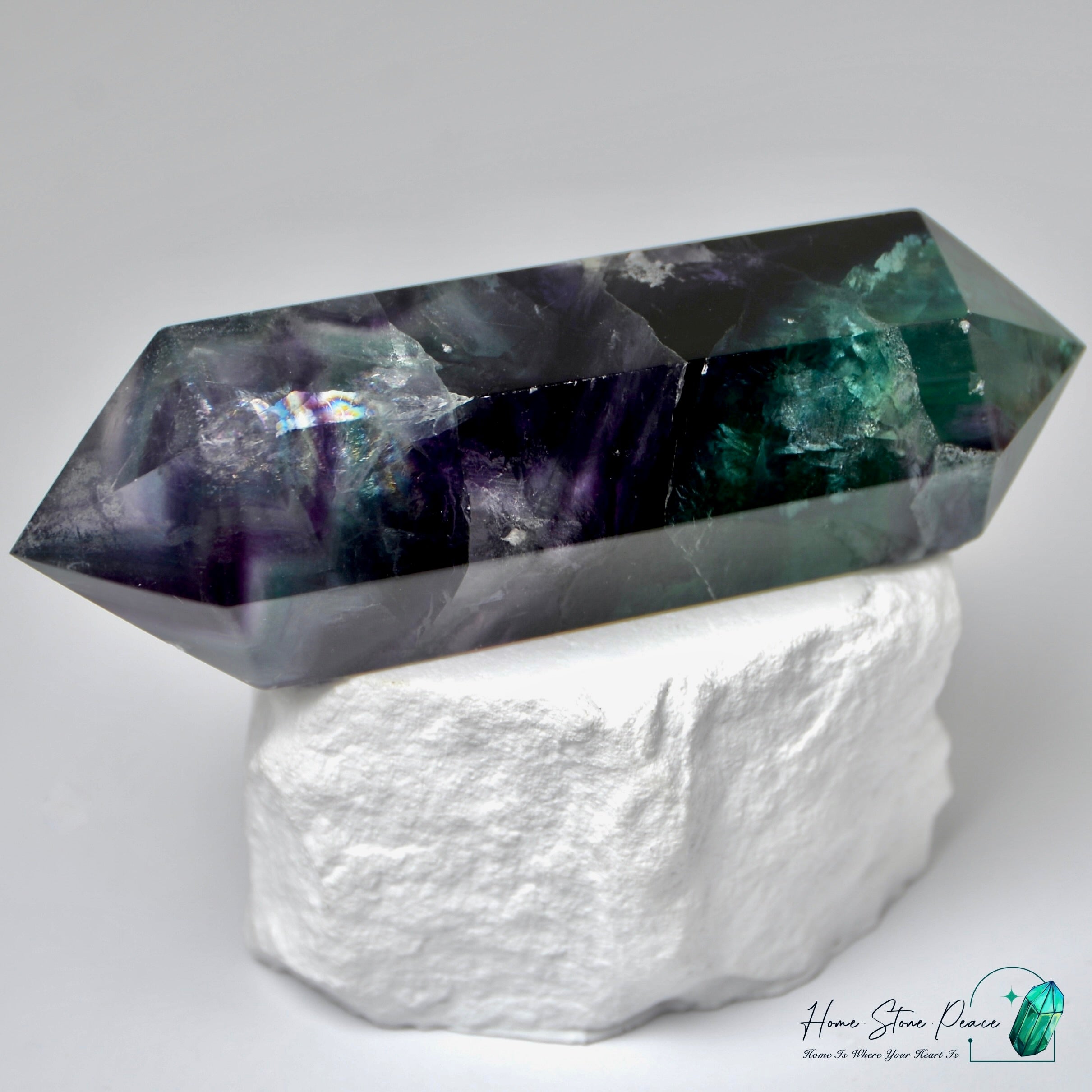Double Terminated Fluorite Tower with Rainbows 雙尖彩虹螢石柱