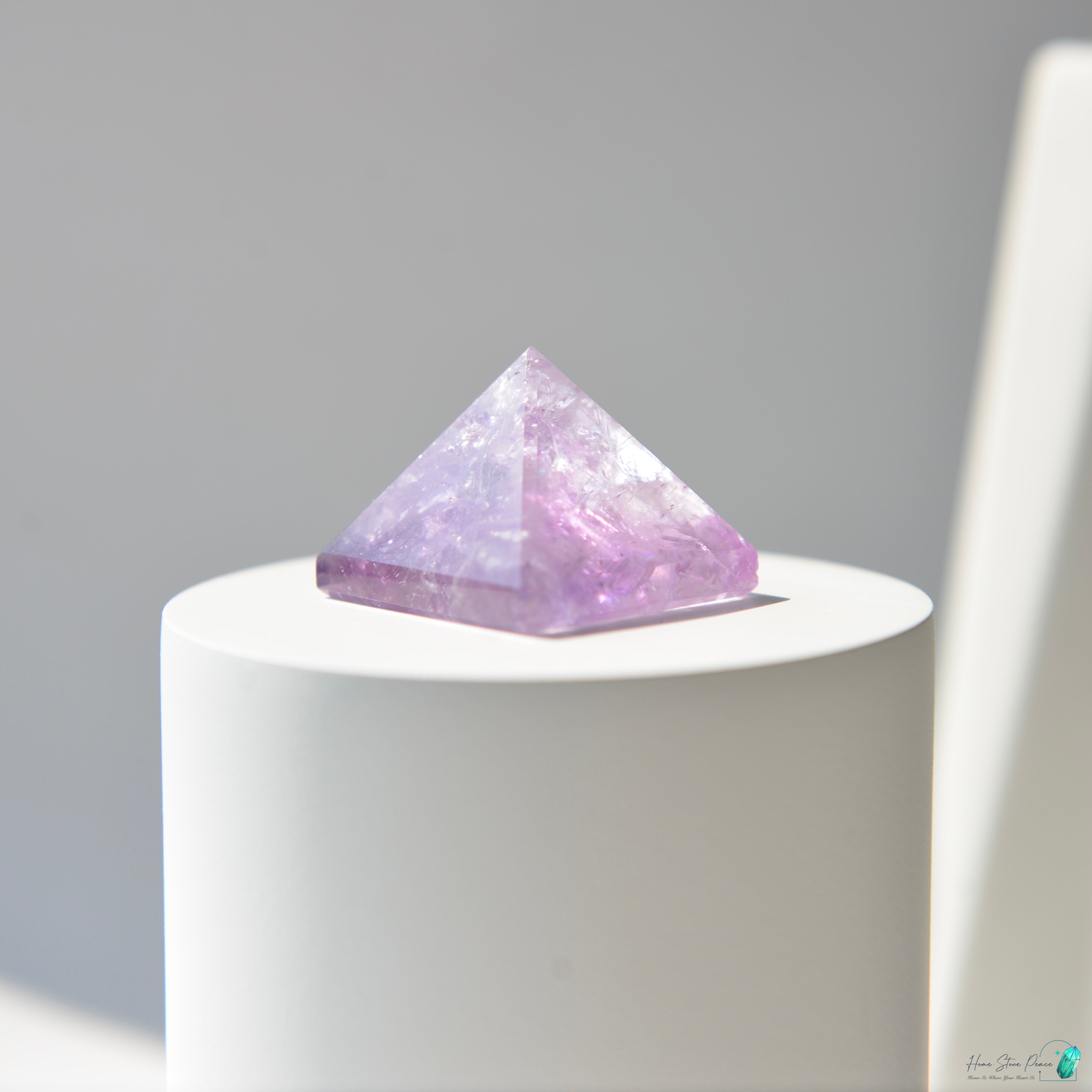 迷你幻影紫水晶金字塔 Mini Phantom Amethyst Pyramid