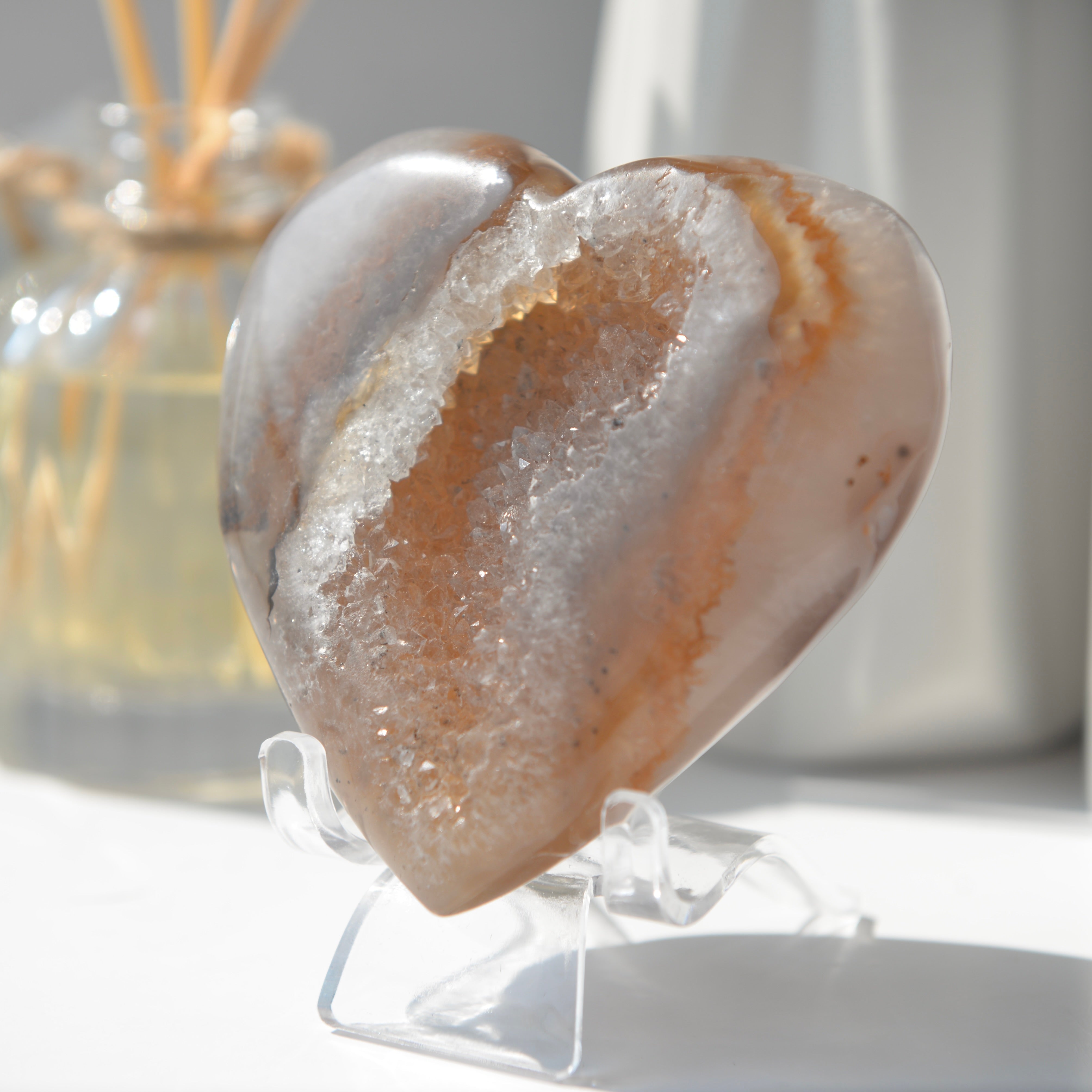 焦糖色瑪瑙晶洞心 Caramel Agate Geode Heart