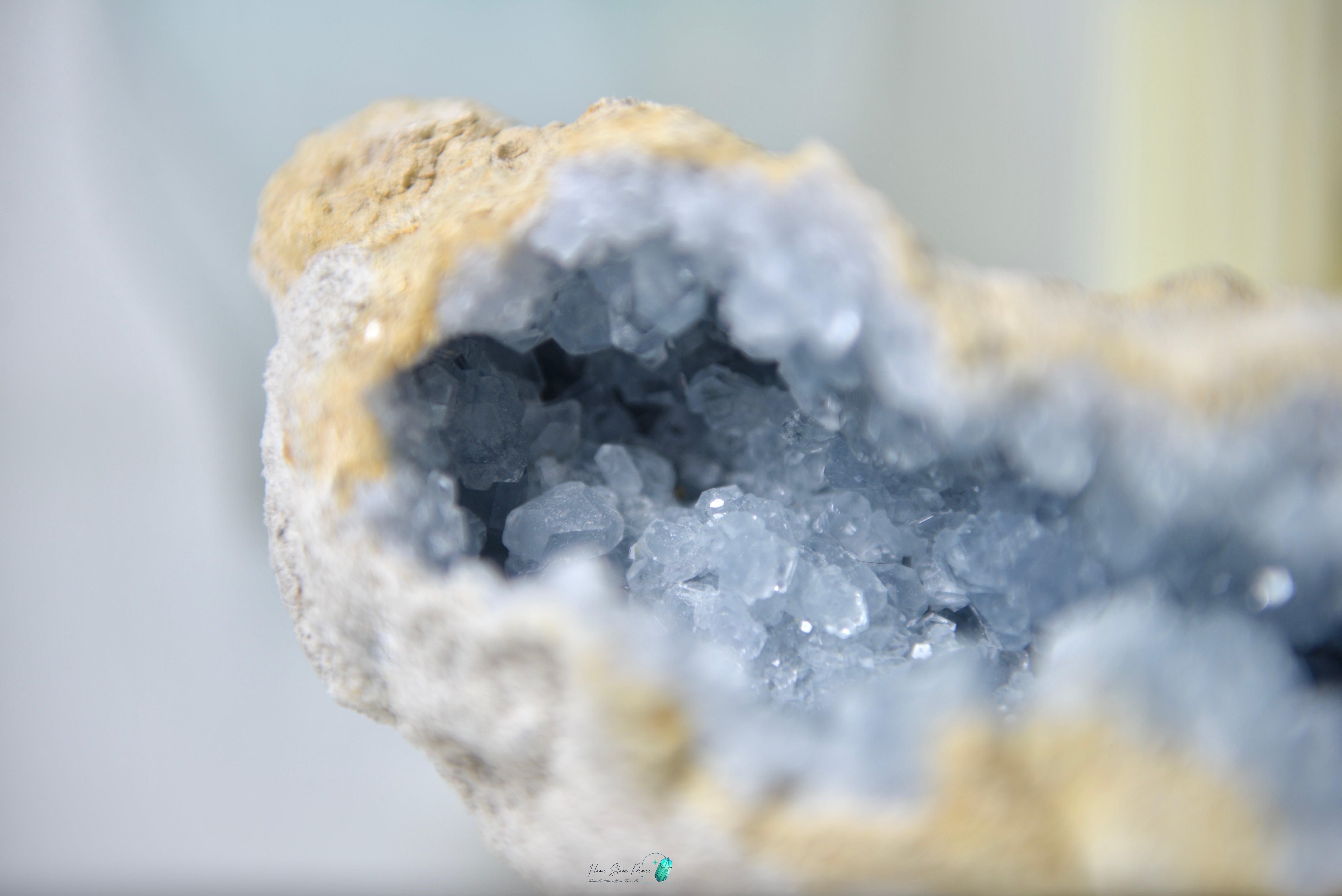 天青石石窩 Celestite Geode