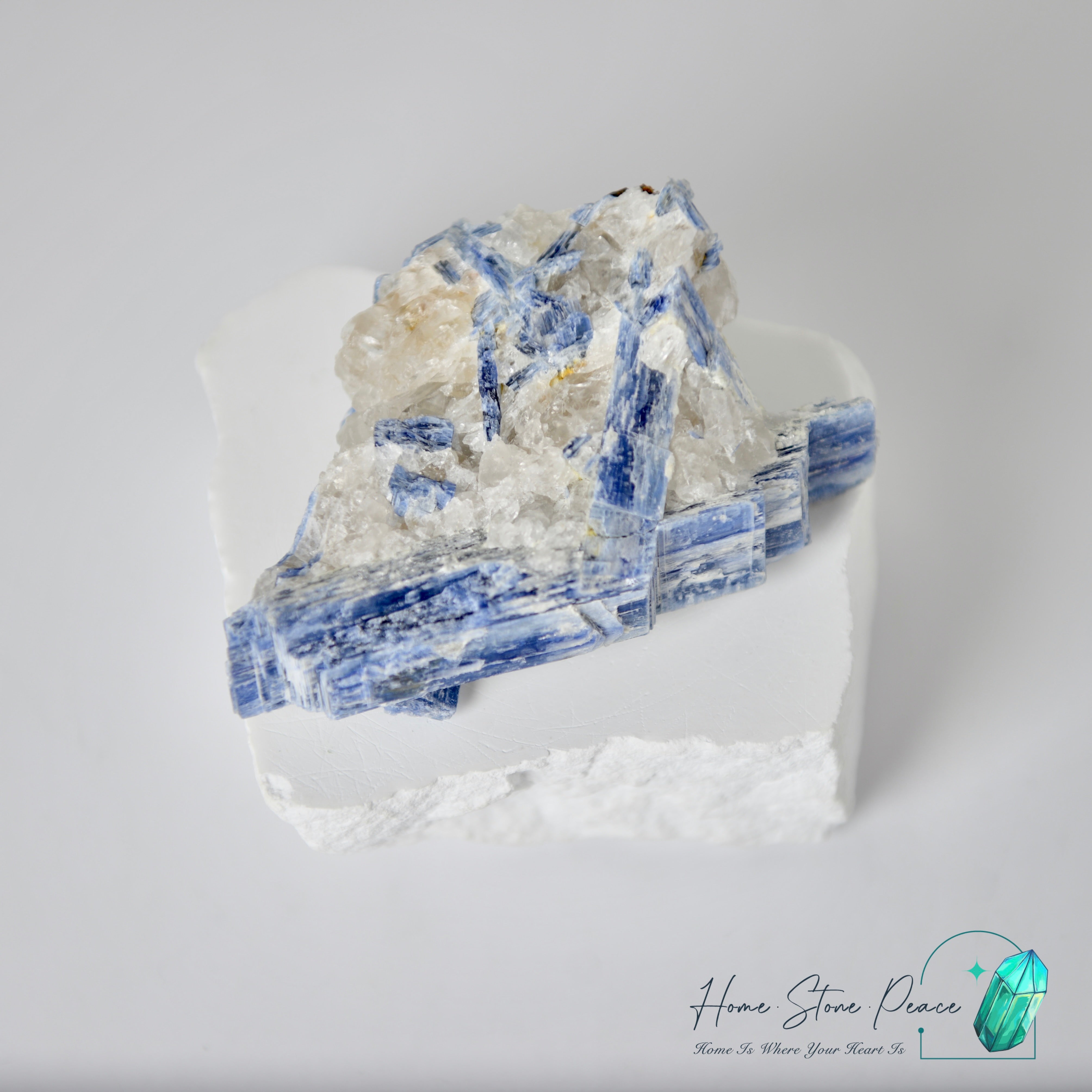 藍晶石原石塊 Blue Kyanite Cluster