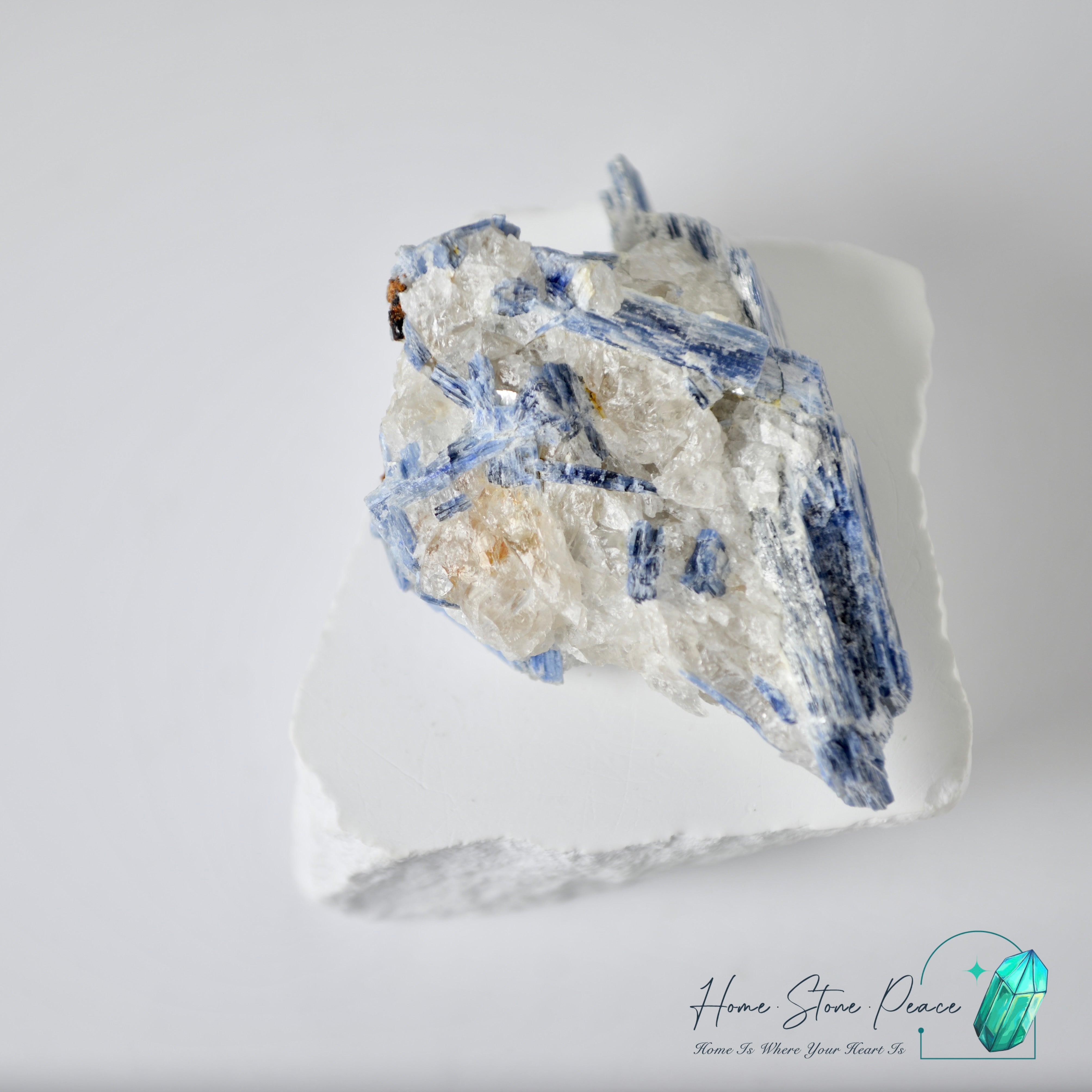 藍晶石原石塊 Blue Kyanite Cluster