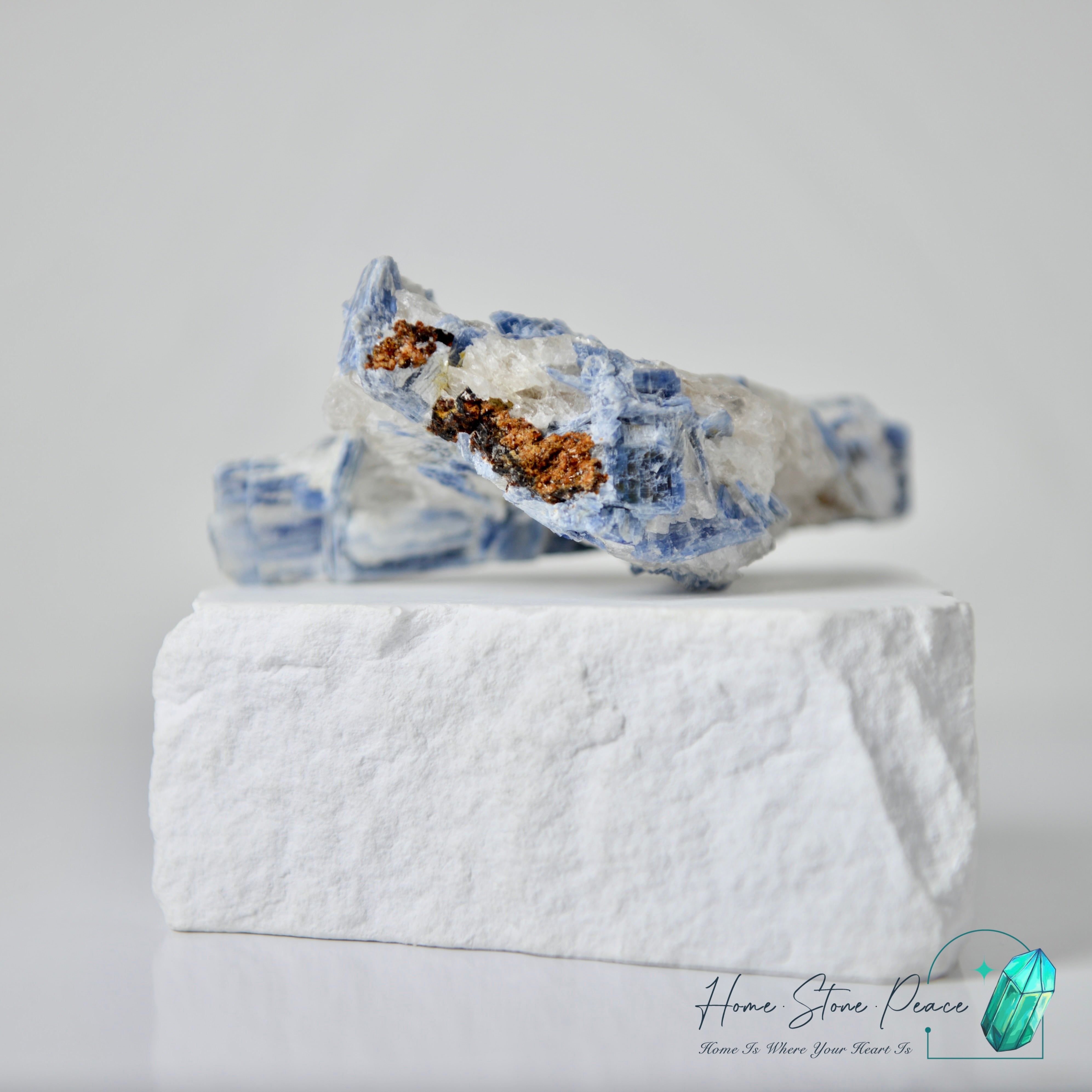 藍晶石原石塊 Blue Kyanite Cluster