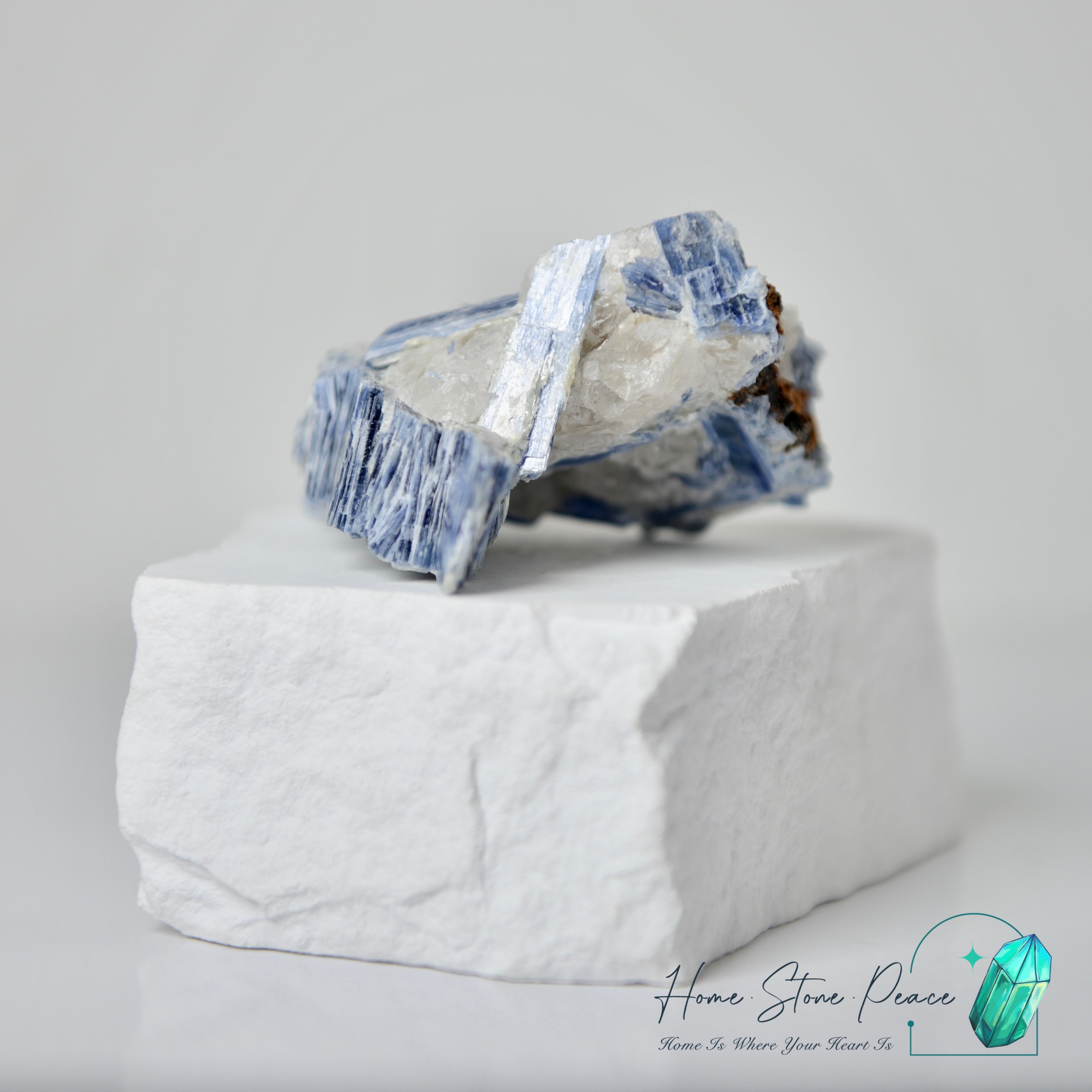 藍晶石原石塊 Blue Kyanite Cluster