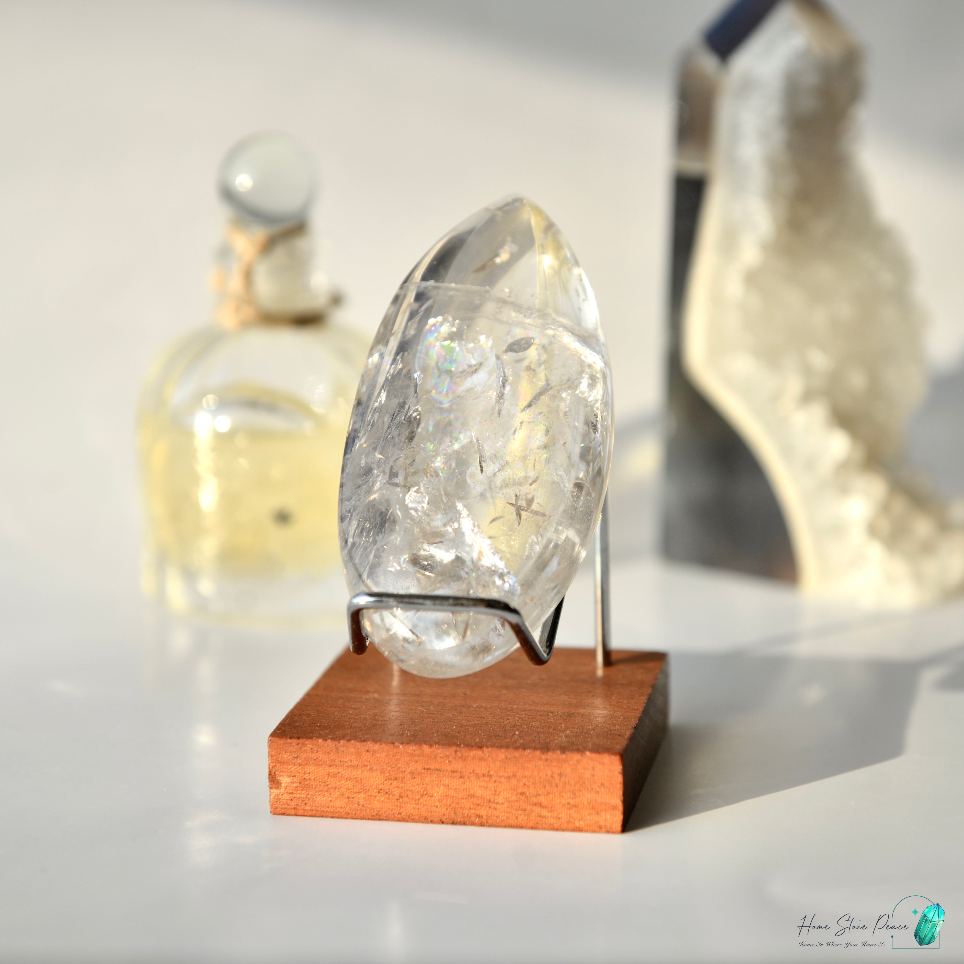 彩虹白水晶隨形 Quartz Free Form with Rainbows