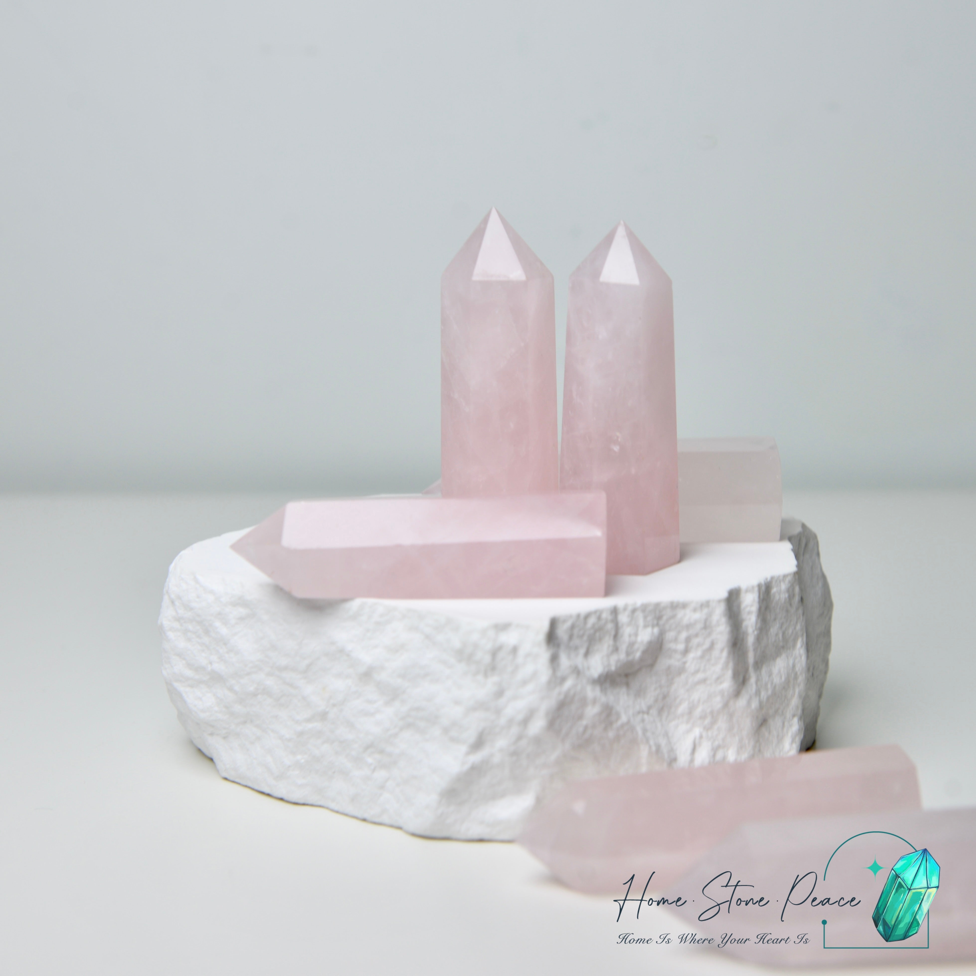 Madagascar Rose Quartz Point 馬達加斯加粉紅水晶柱