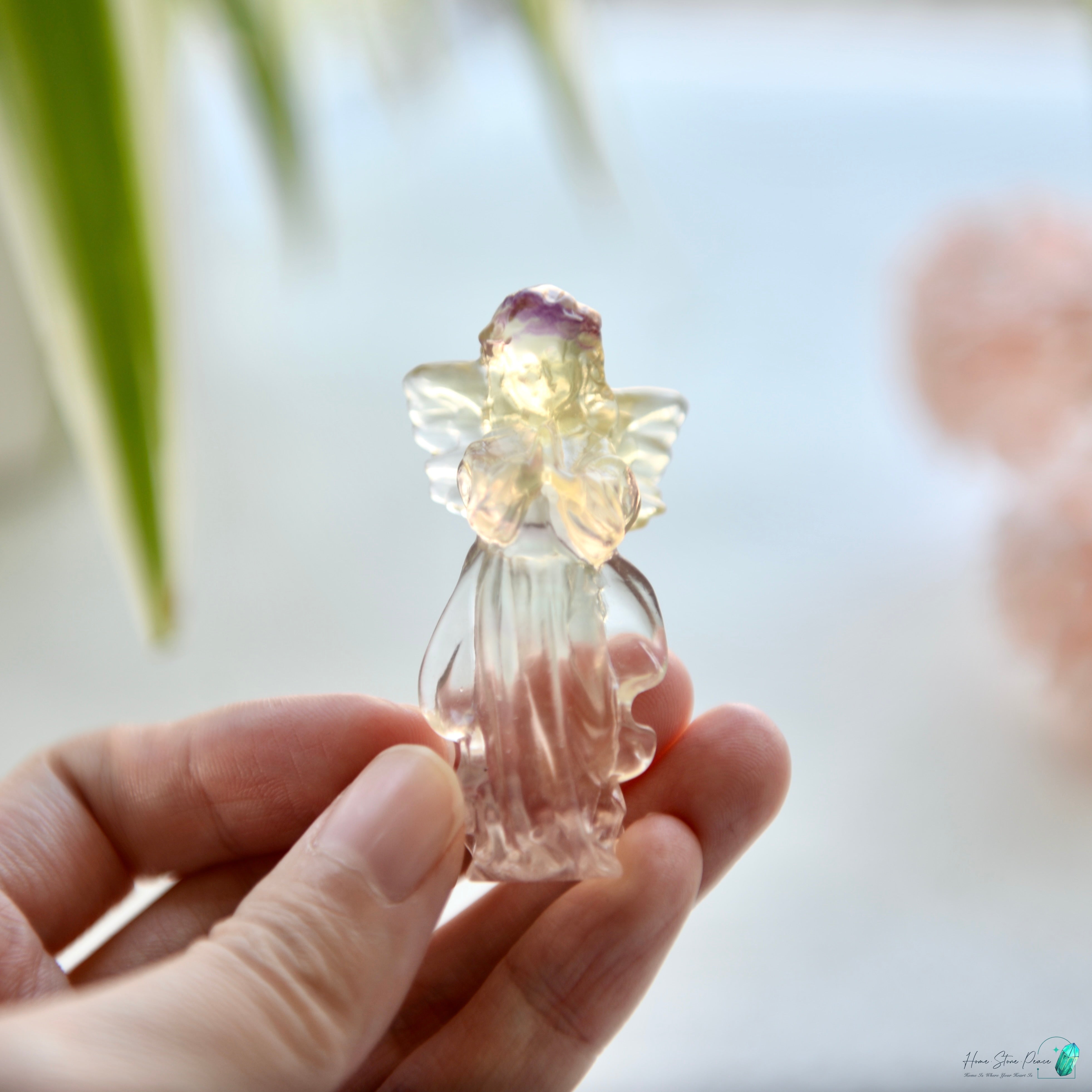 千層螢石小天使 Little Rainbow Fluorite Angel