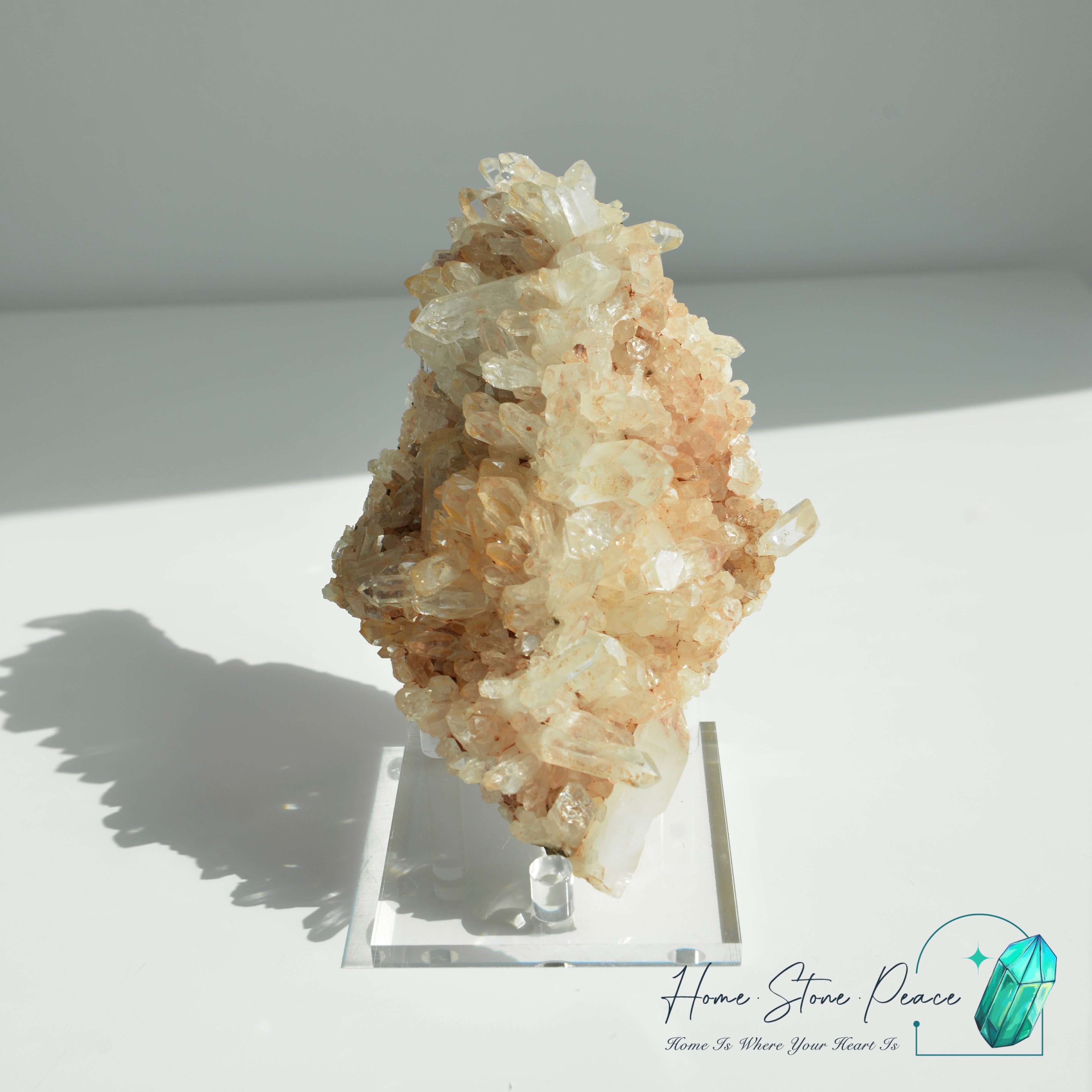 Columbian Pink Lemurian Quartz Cluster 哥倫比亞粉紅雷姆利亞水晶簇