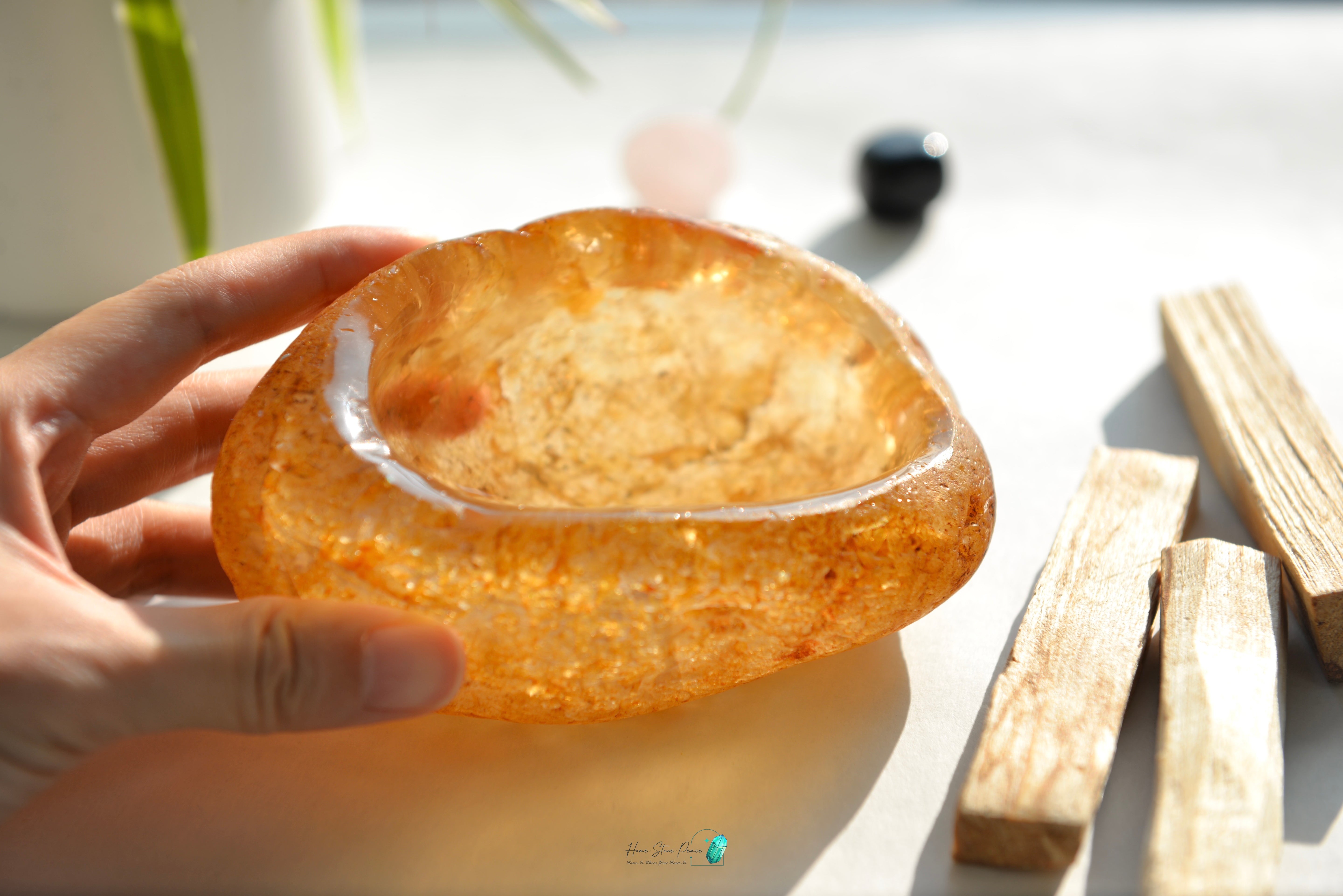 原皮黃金療癒者水晶碗連木座 Golden Healer Bowl with Stand