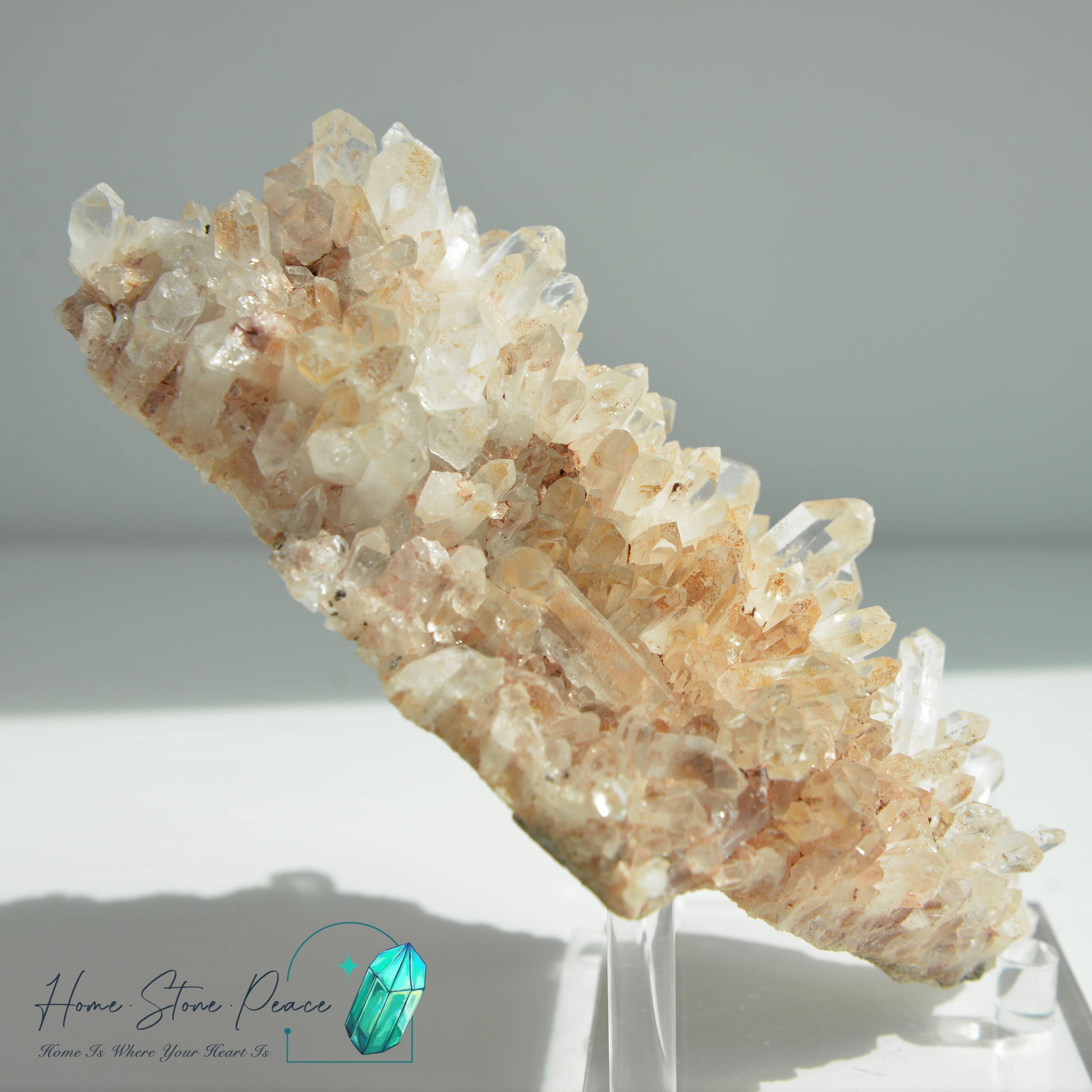 Columbian Pink Lemurian Quartz Cluster 哥倫比亞粉紅雷姆利亞水晶簇