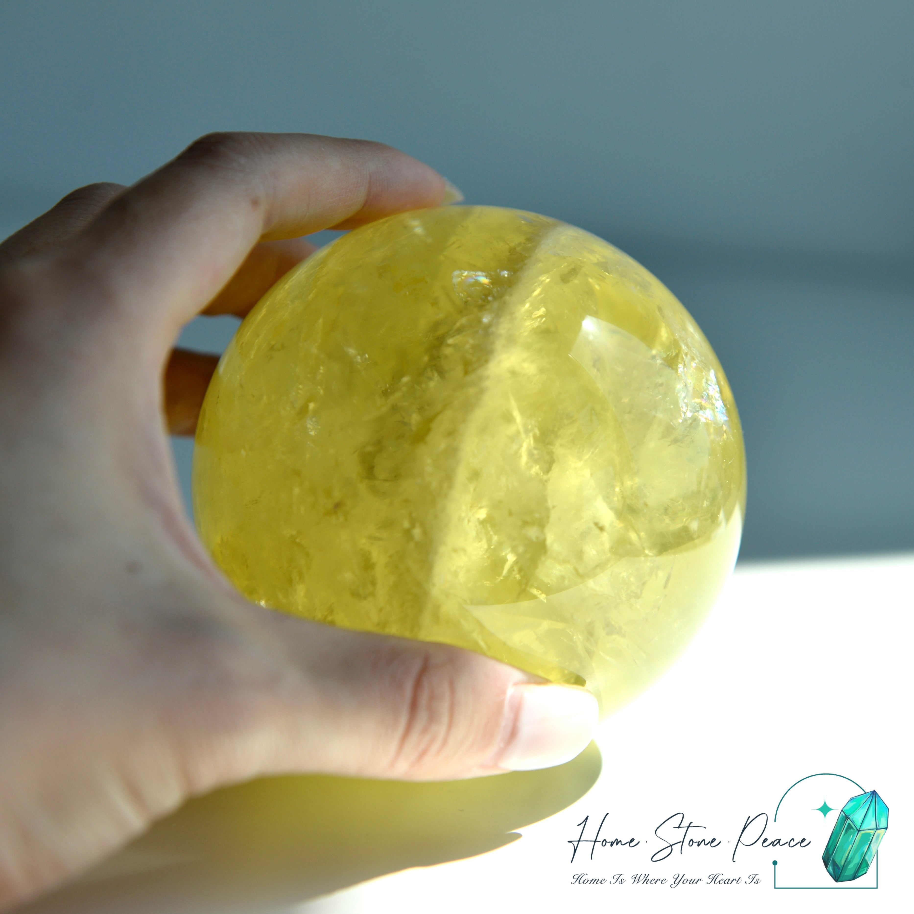 風水檸檬黃水晶球 Lemon Citrine Sphere with Rainbows