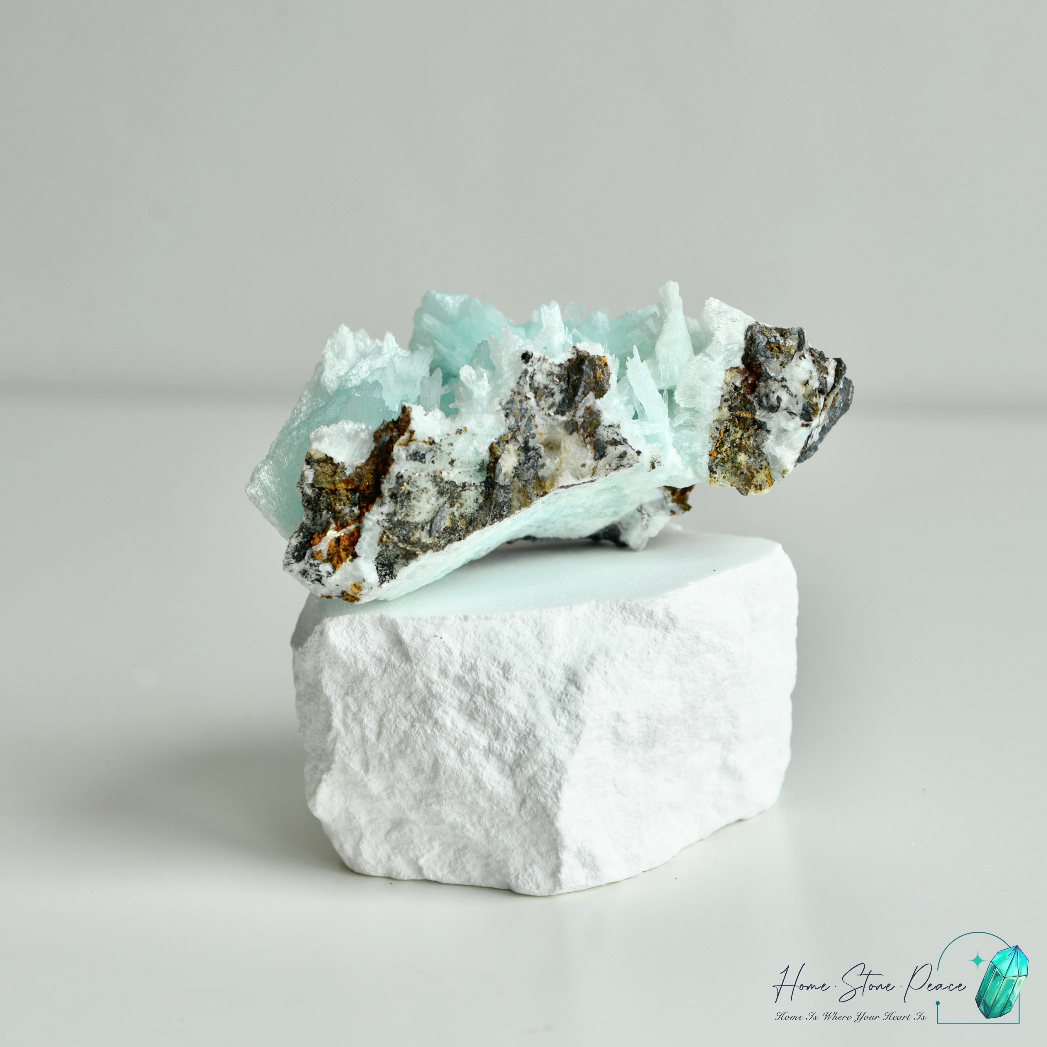 Blue Aragonite Cluster 藍霰石