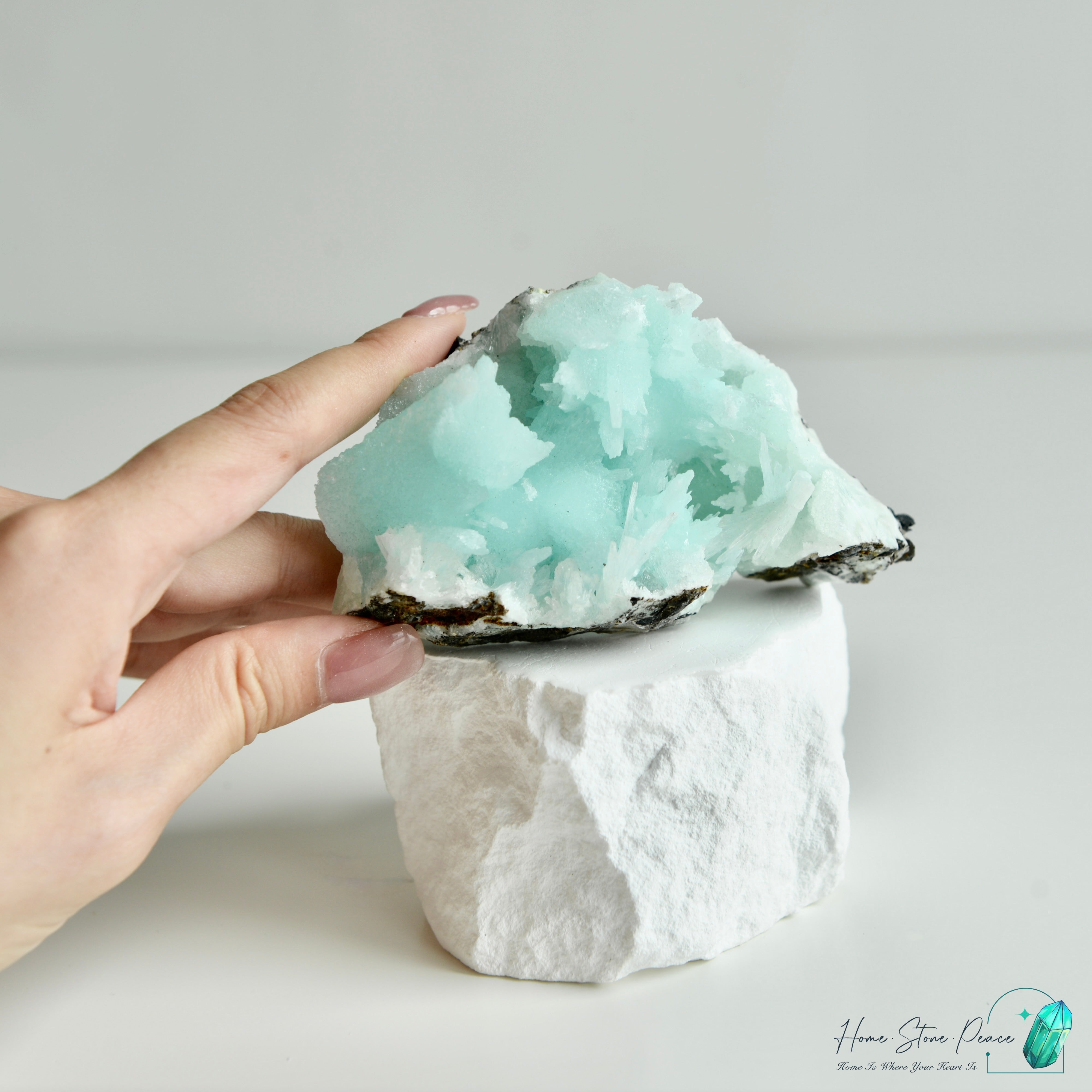 Blue Aragonite Cluster 藍霰石