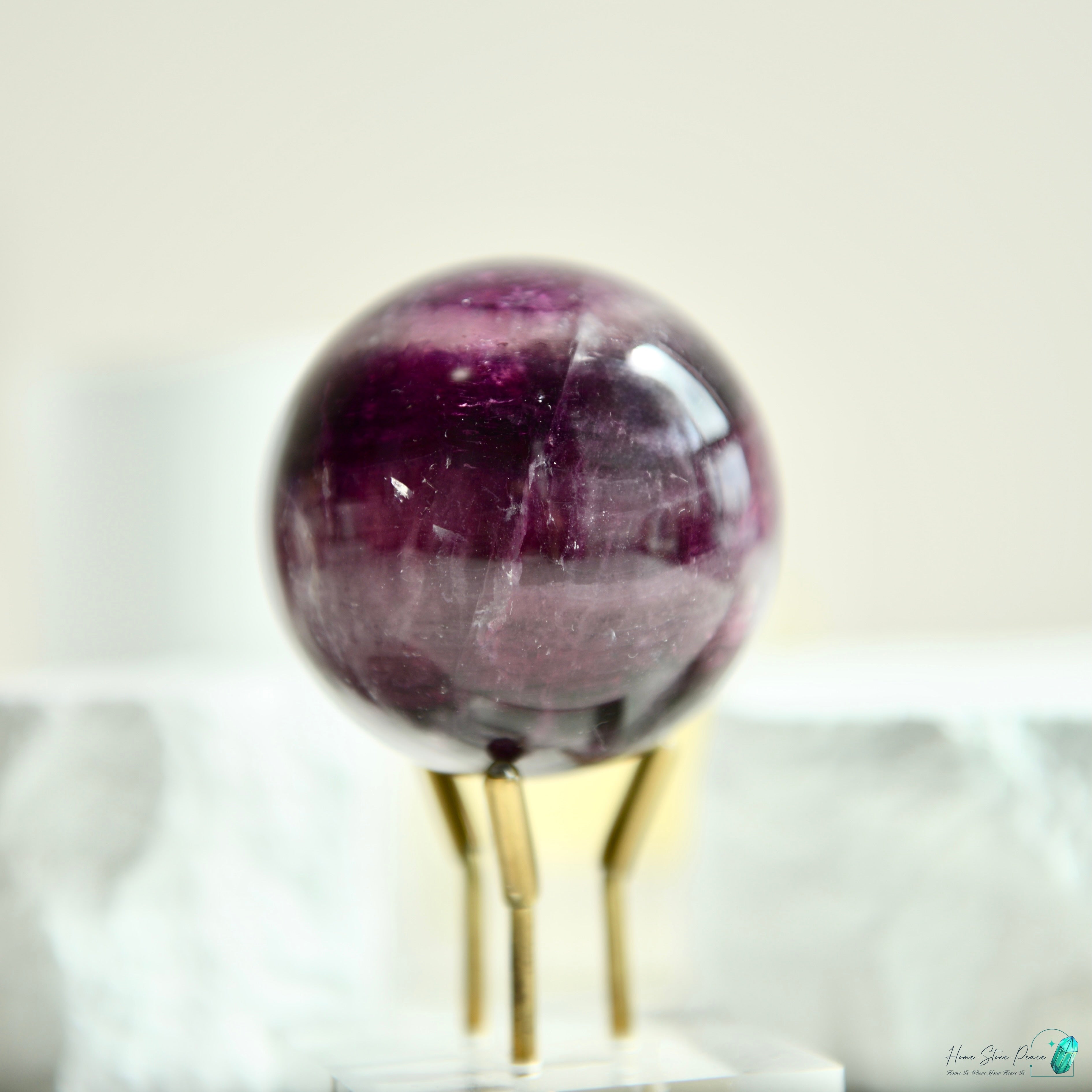 深紫螢石球(含彩虹）Deep Purple Fluorite Sphere with Rainbow