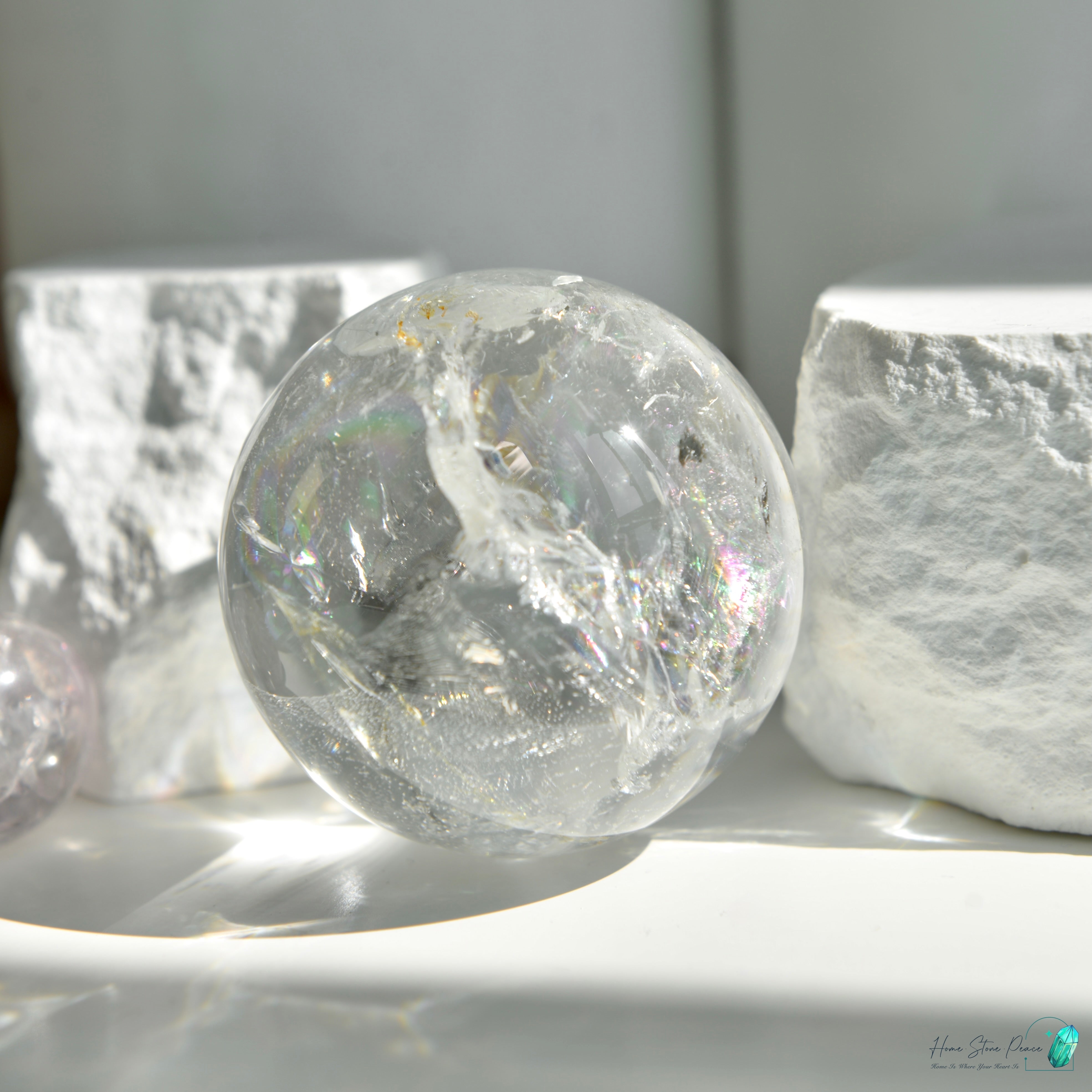 彩虹白水晶黃膠花共生水晶球 Clear Quartz Sphere with Rainbows & Golden Healer